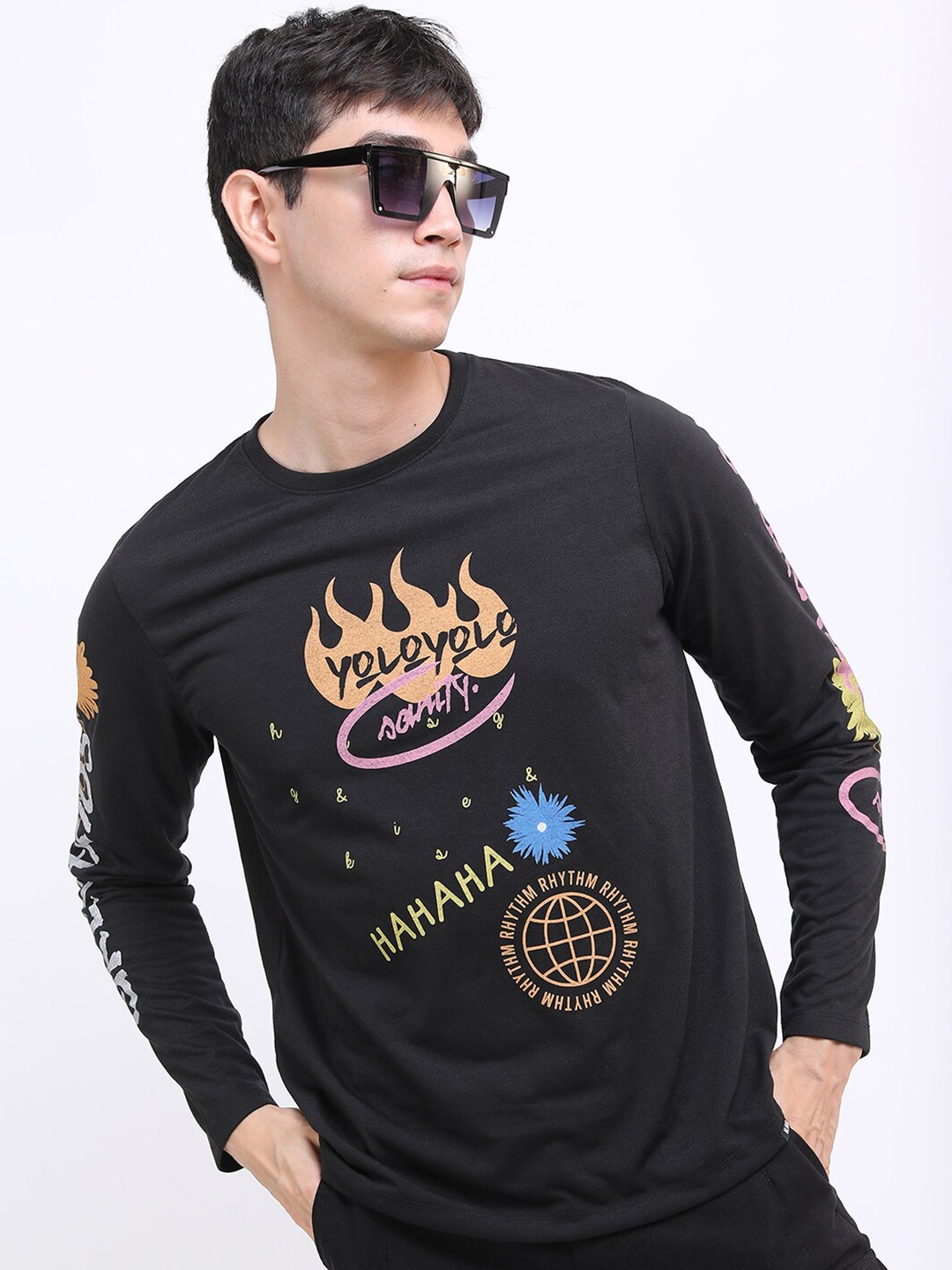 

HIGHLANDER Men Typography Printed Slim Fit T-shirt, Black