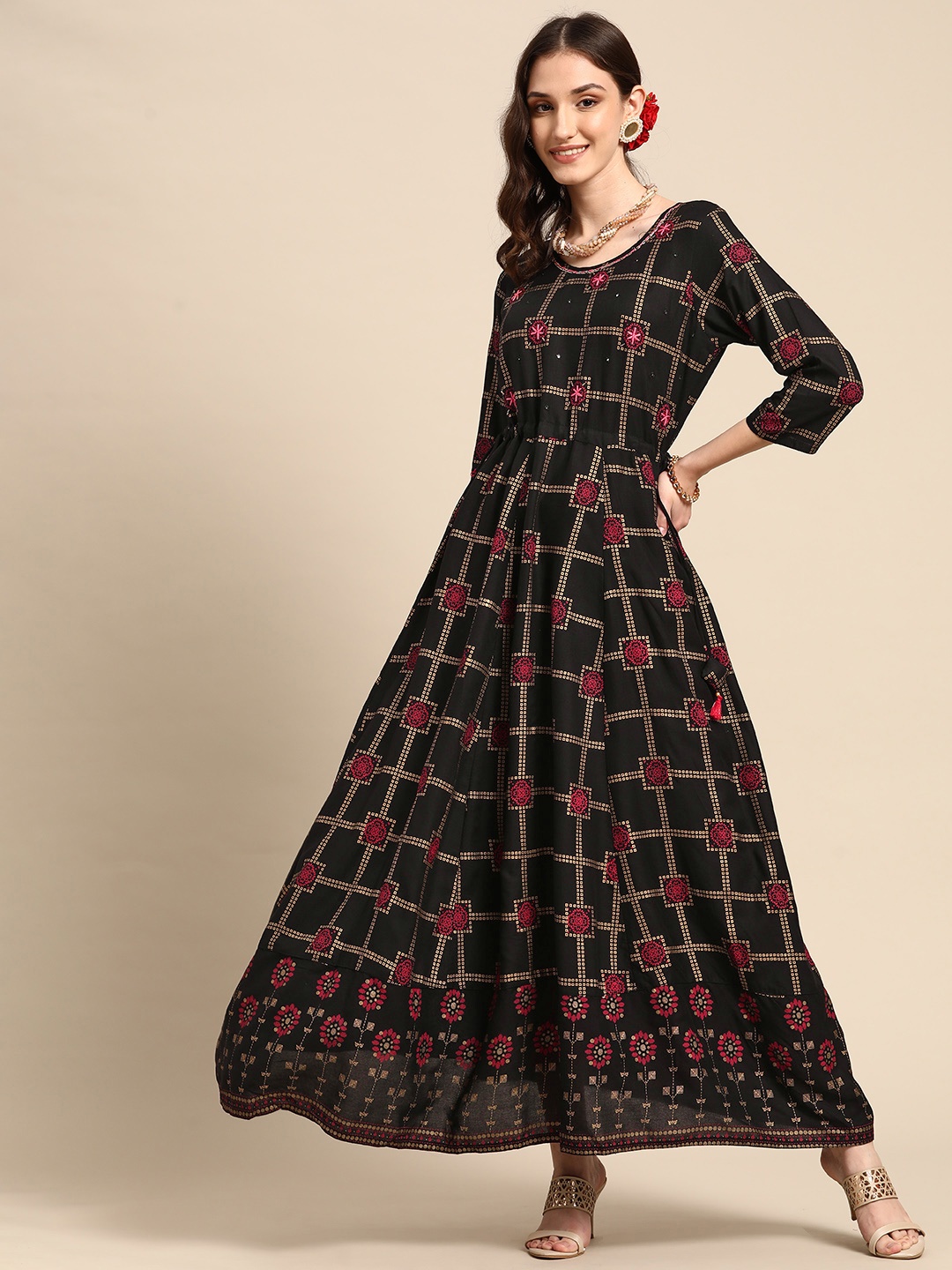 

Sangria Women Black Checked Viscose Rayon Anarkali Kurta
