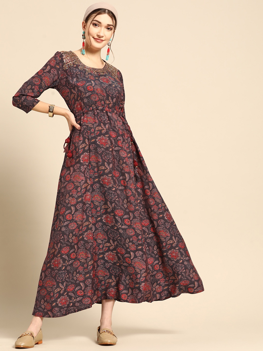 

Sangria Women Purple & Red Floral Print A-Line Maxi Dress