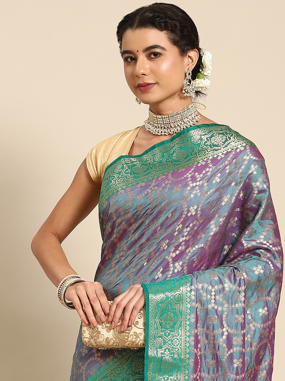 

Nimayaa Green & Golden Ethnic Motifs Zari Silk Blend Banarasi Saree