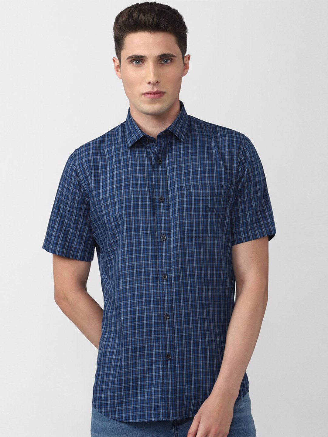 

Van Heusen Sport Men Blue Slim Fit Checked Casual Shirt