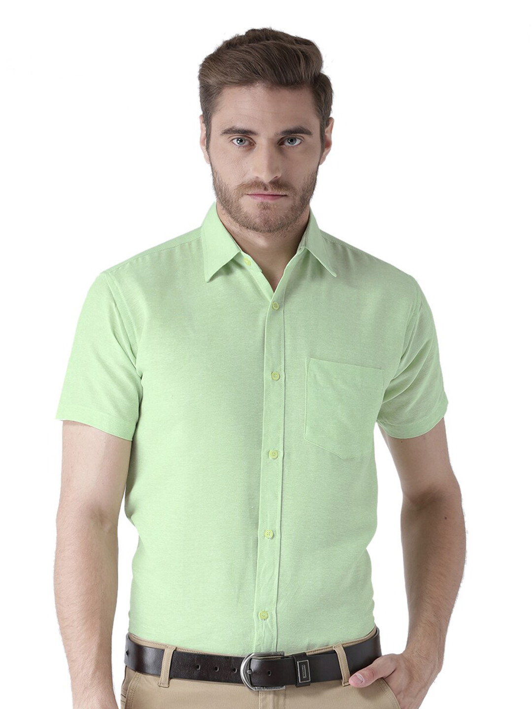 

RIAG Men Green Solid Half Sleeves Regular Fit Formal Shirt