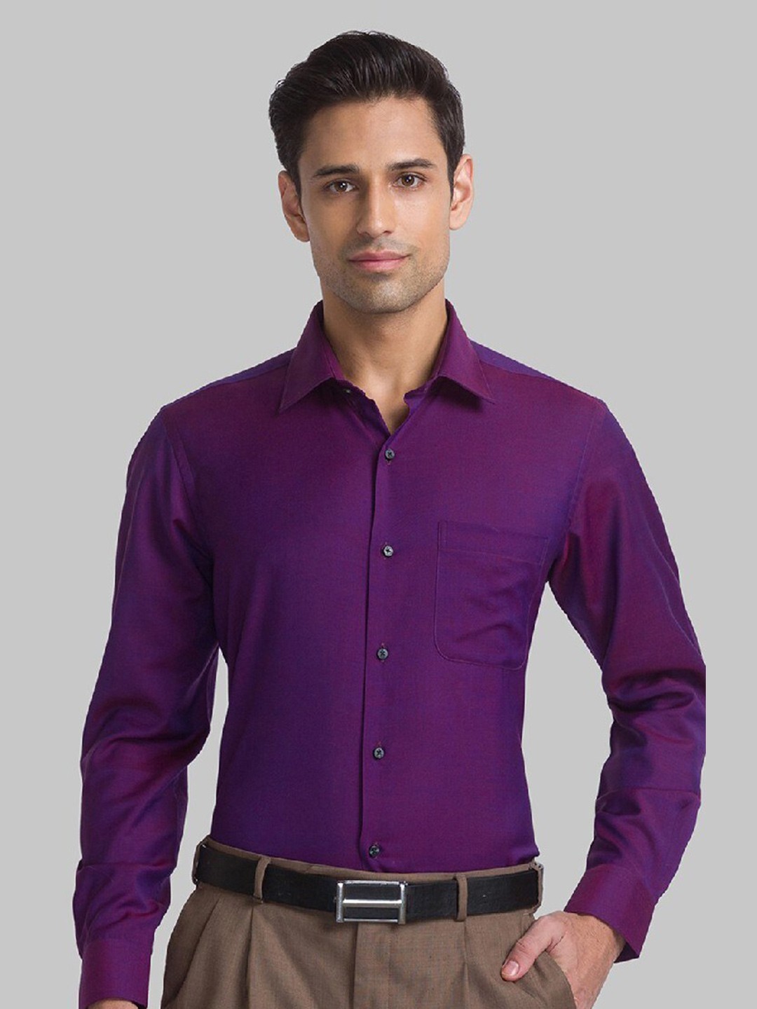 

Raymond Men Purple Solid Casual Shirt