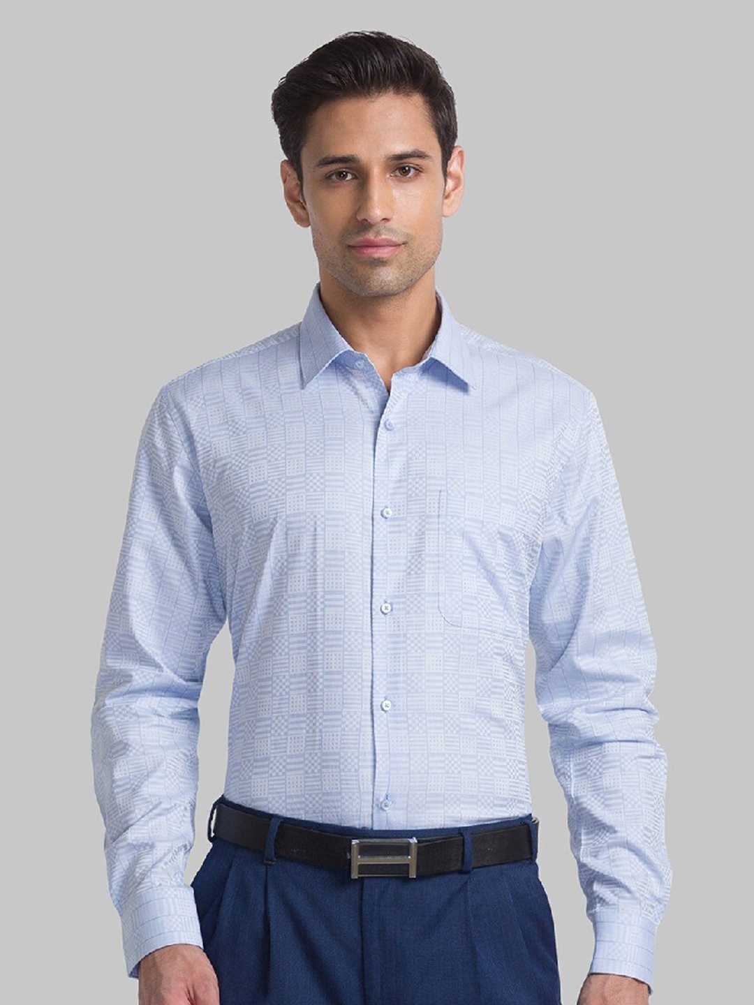 

Raymond Men Blue Checked Pure Cotton Casual Shirt