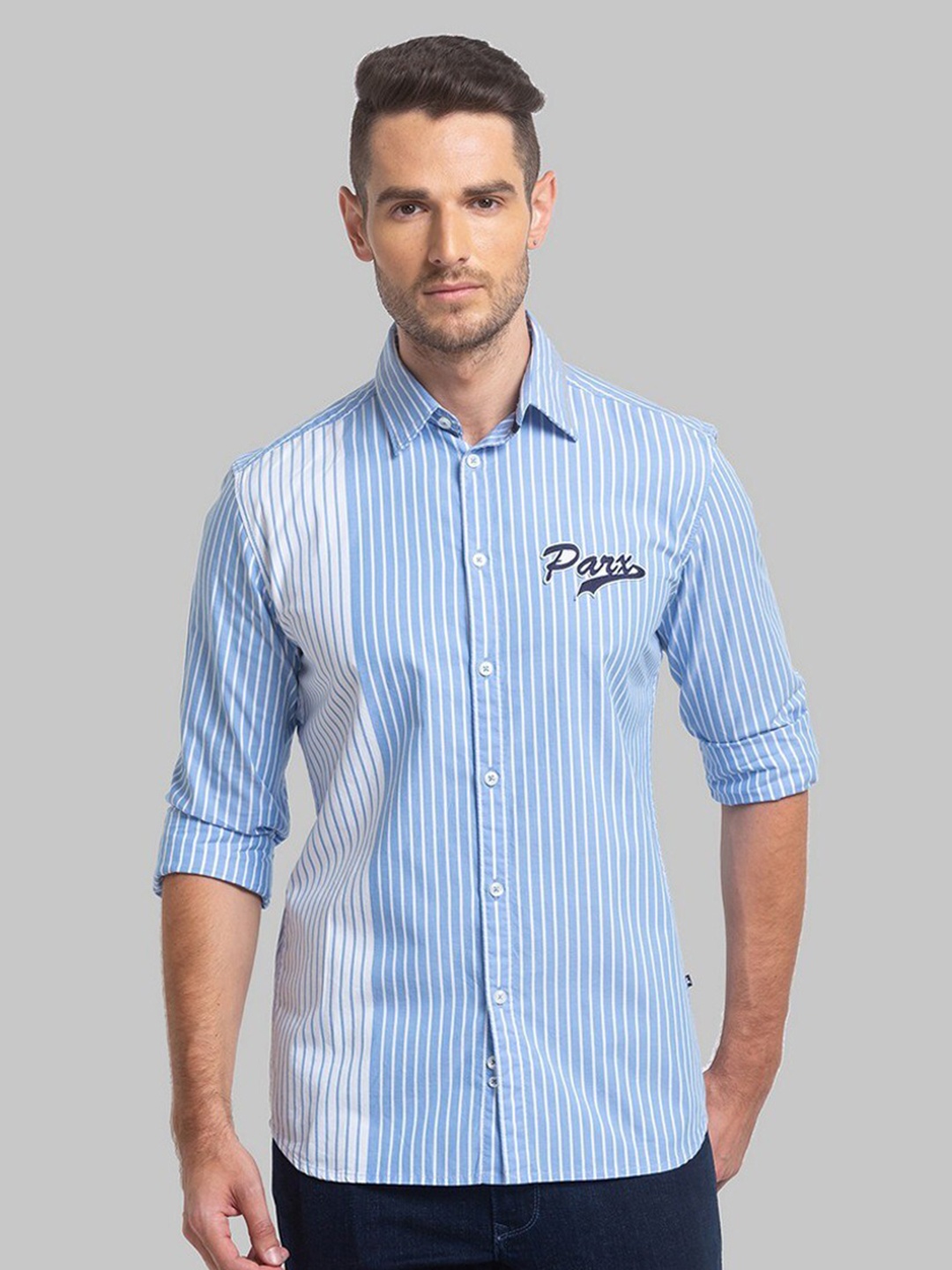 

Parx Men Blue Slim Fit Striped Casual Shirt