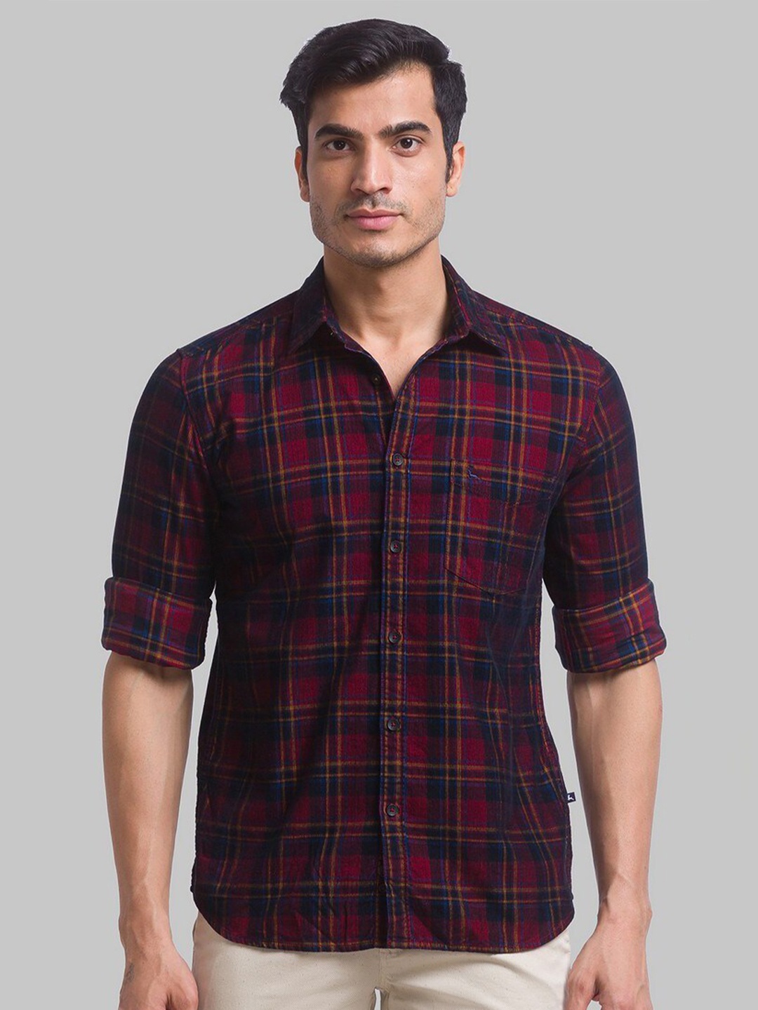 

Parx Men Red Slim Fit Tartan Checks Checked Casual Shirt