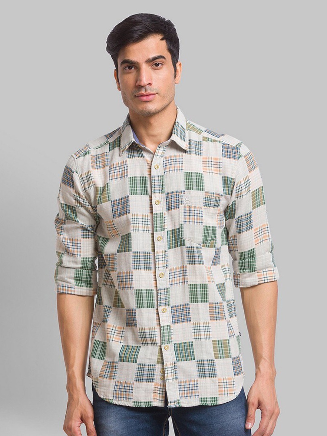 

Parx Men Beige Slim Fit Checked Casual Shirt