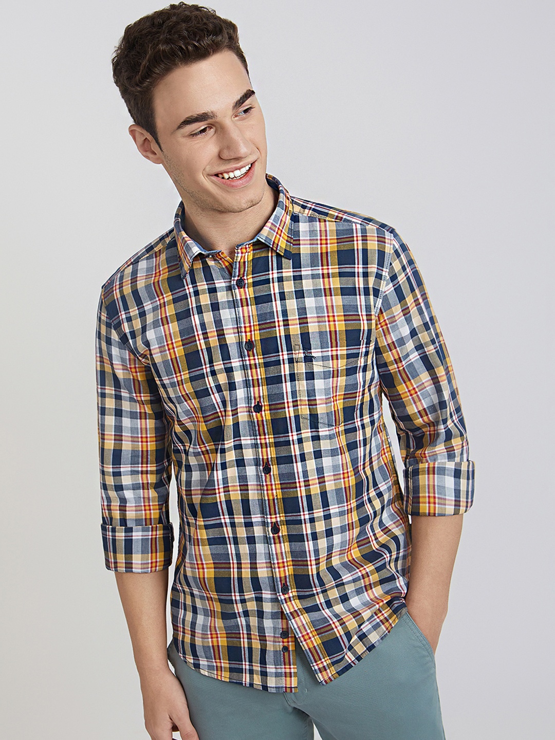 

Parx Men Yellow Slim Fit Tartan Checks Checked Casual Shirt