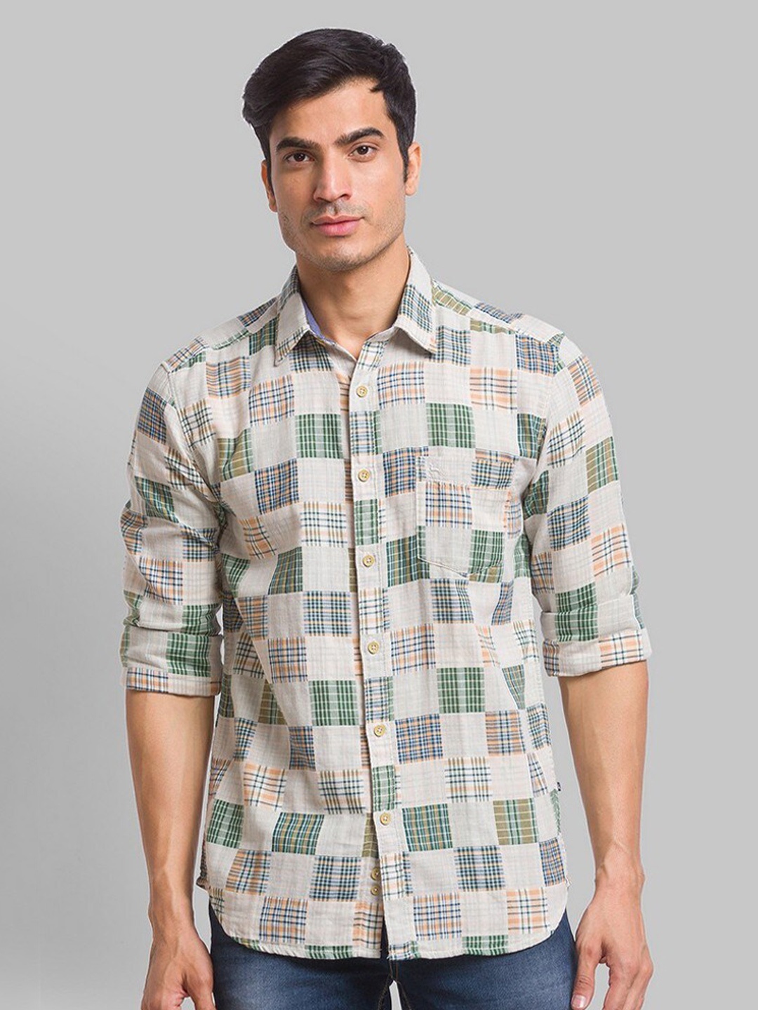 

Parx Men Beige Pure Cotton Checked Roll Up Sleeves Spread Collar Casual Shirt