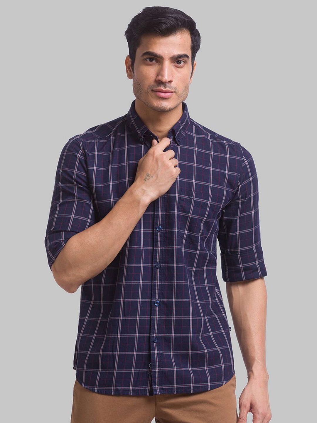 

Parx Men Blue Slim Fit Windowpane Checks Checked Casual Shirt