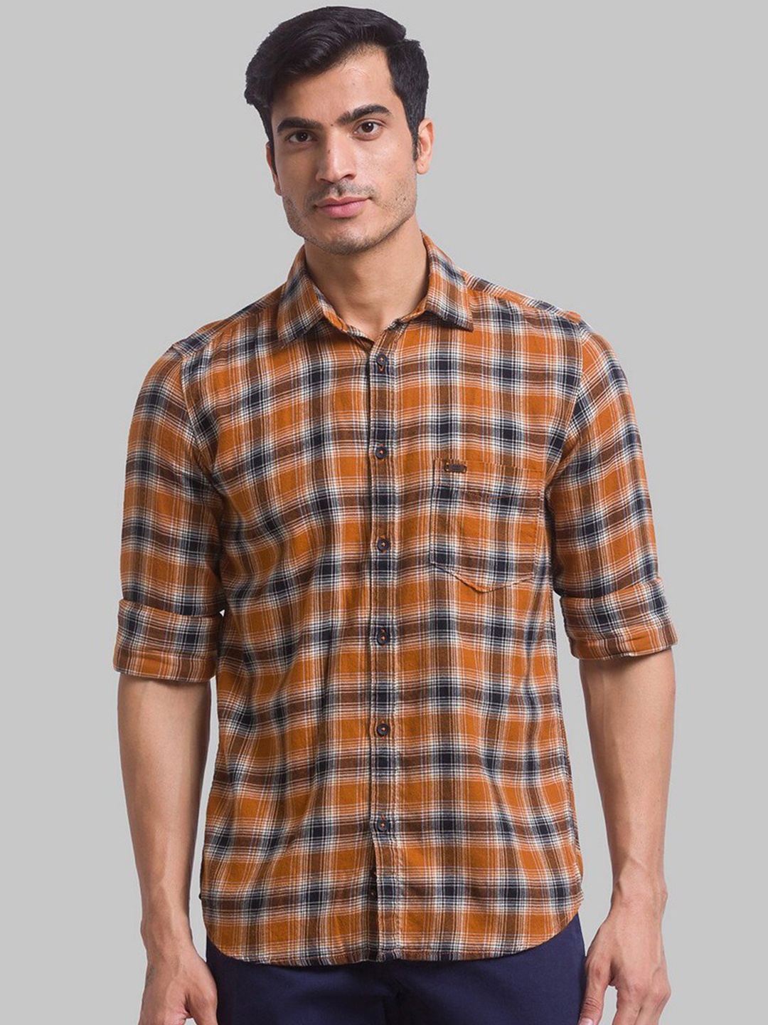 

Parx Men Slim Fit Tartan Checked Pure Cotton Casual Shirt, Brown