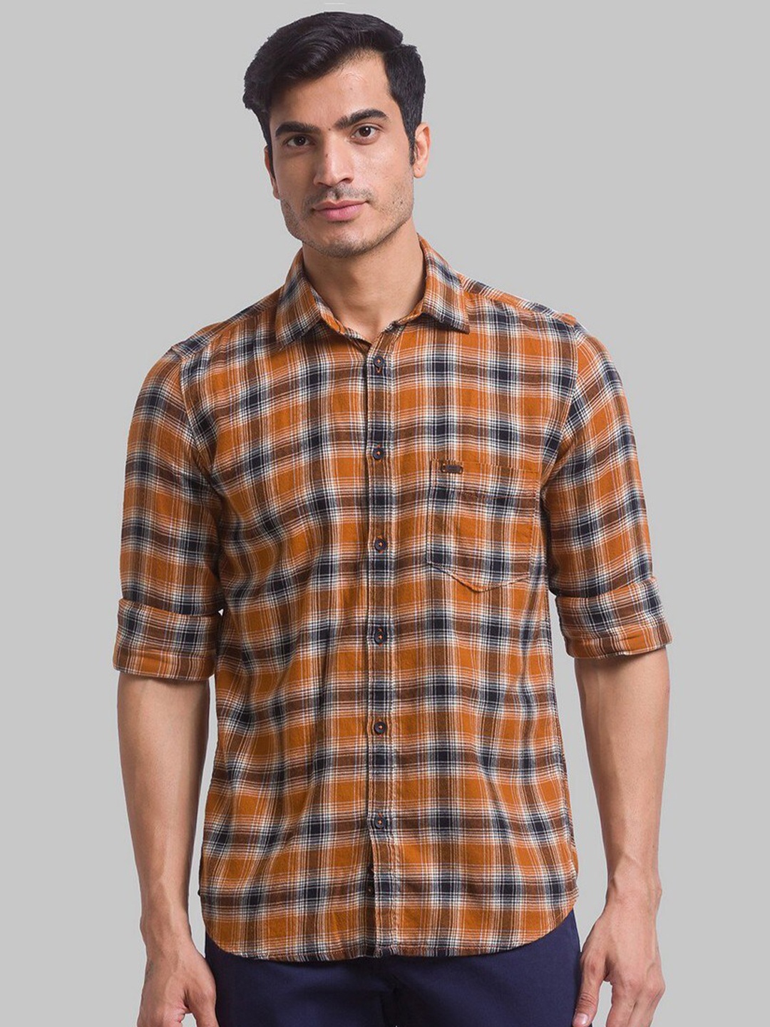 

Parx Men Slim Fit Checked Pure Cotton Casual Shirt, Brown