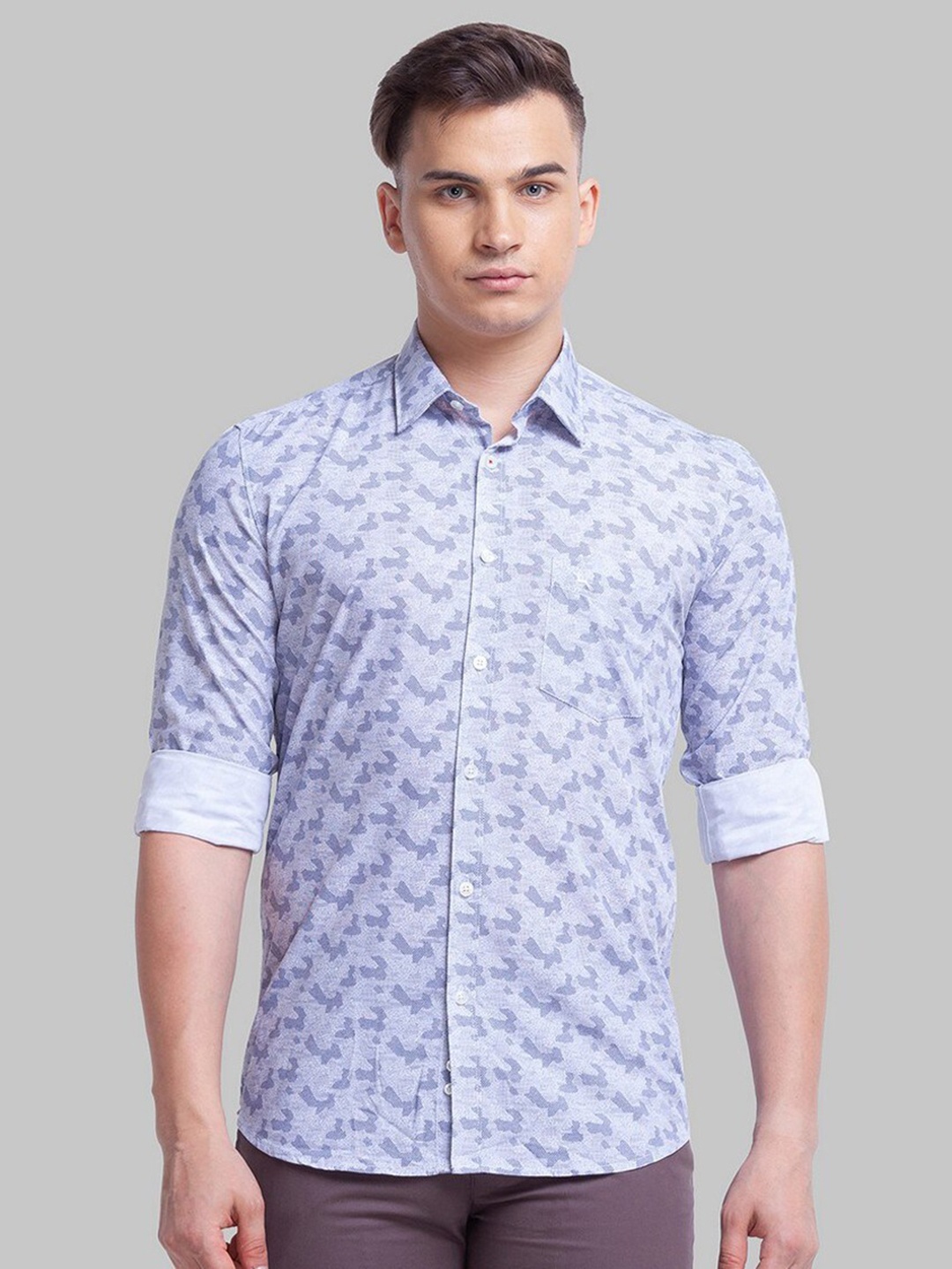 

Parx Men Blue Printed Spread Collar Roll Up Sleeves Casual Shirt