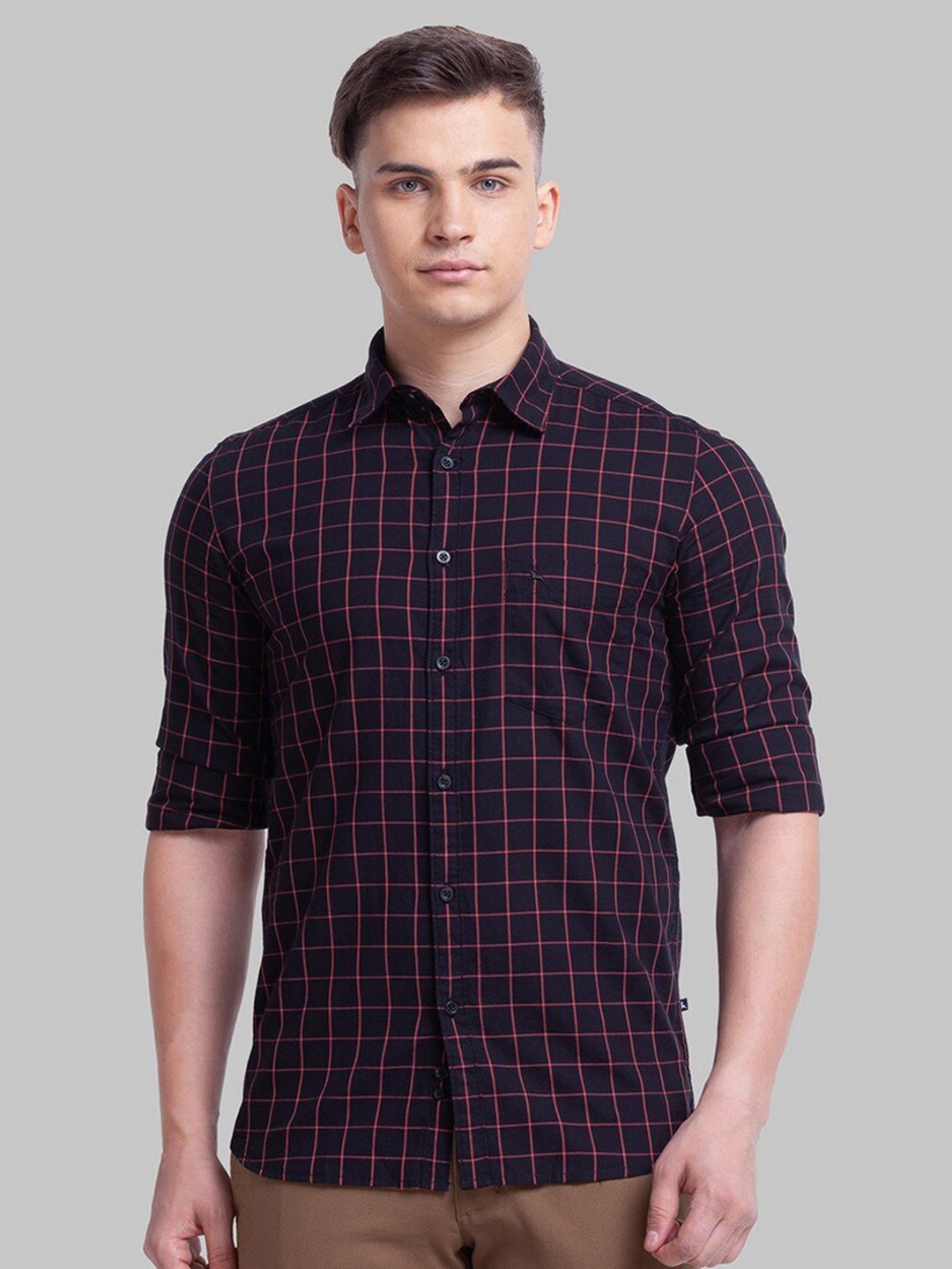 

Parx Men Black Pure Cotton Grid Tattersall Roll Up Sleeves Checked Casual Shirt