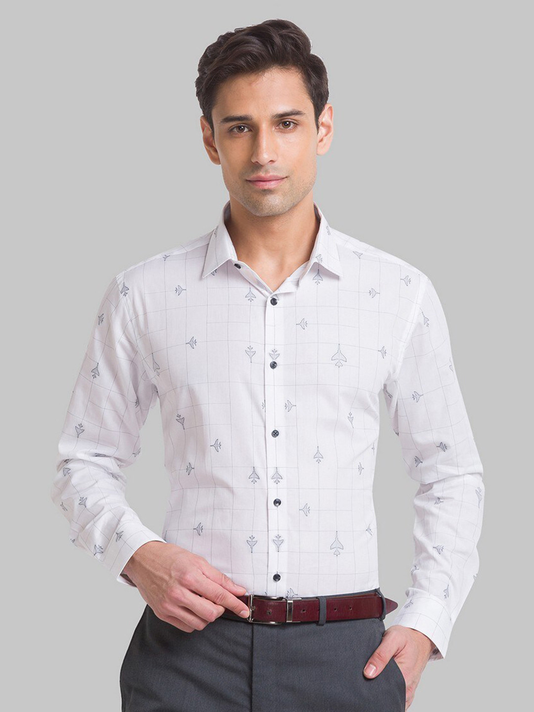 

Park Avenue Men White Slim Fit Printed Organic Cotton Casual Shirt
