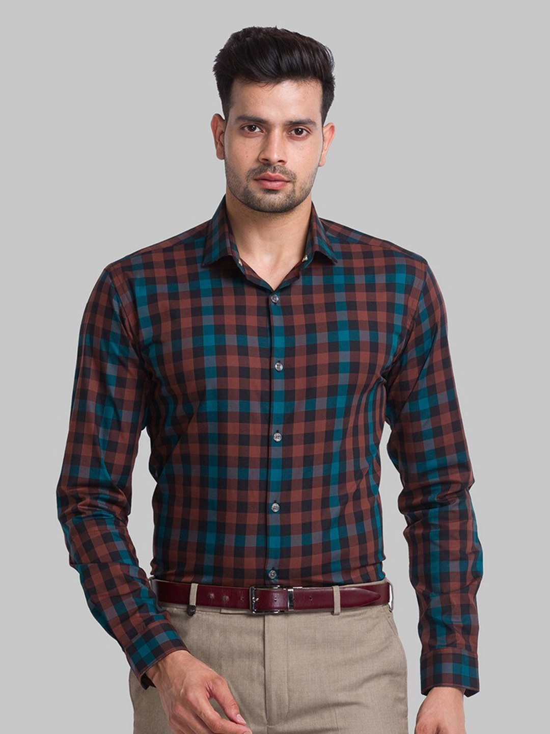 

Park Avenue Men Brown Slim Fit Checked Casual Shirt