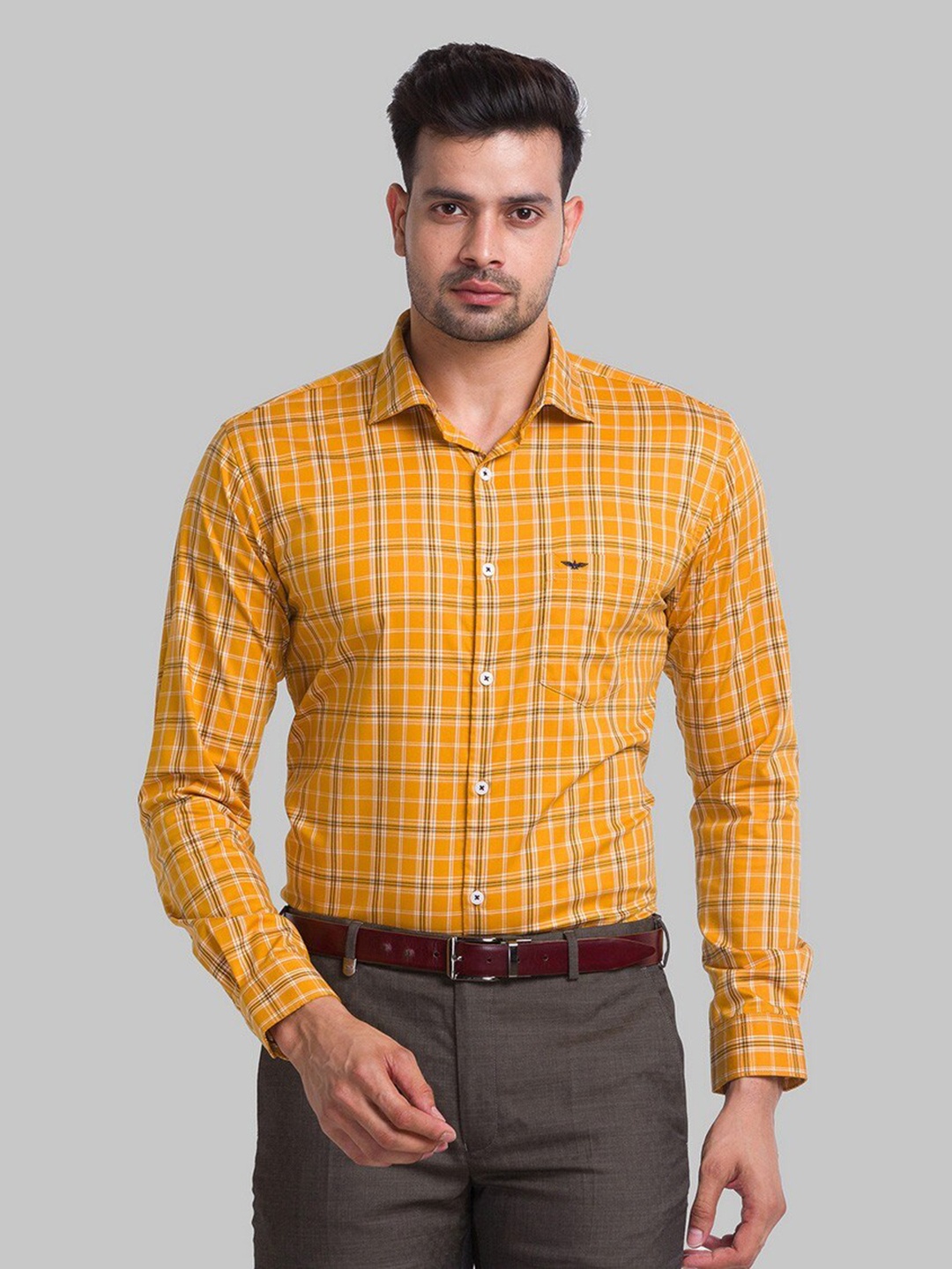 

Park Avenue Men Mustard Slim Fit Checked Formal Shirt