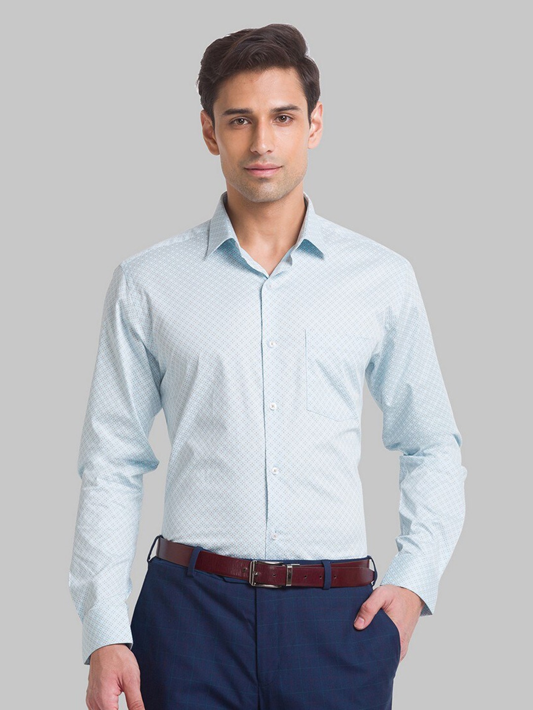 

Park Avenue Men Sea Green Slim Fit Printed Casual Shirt