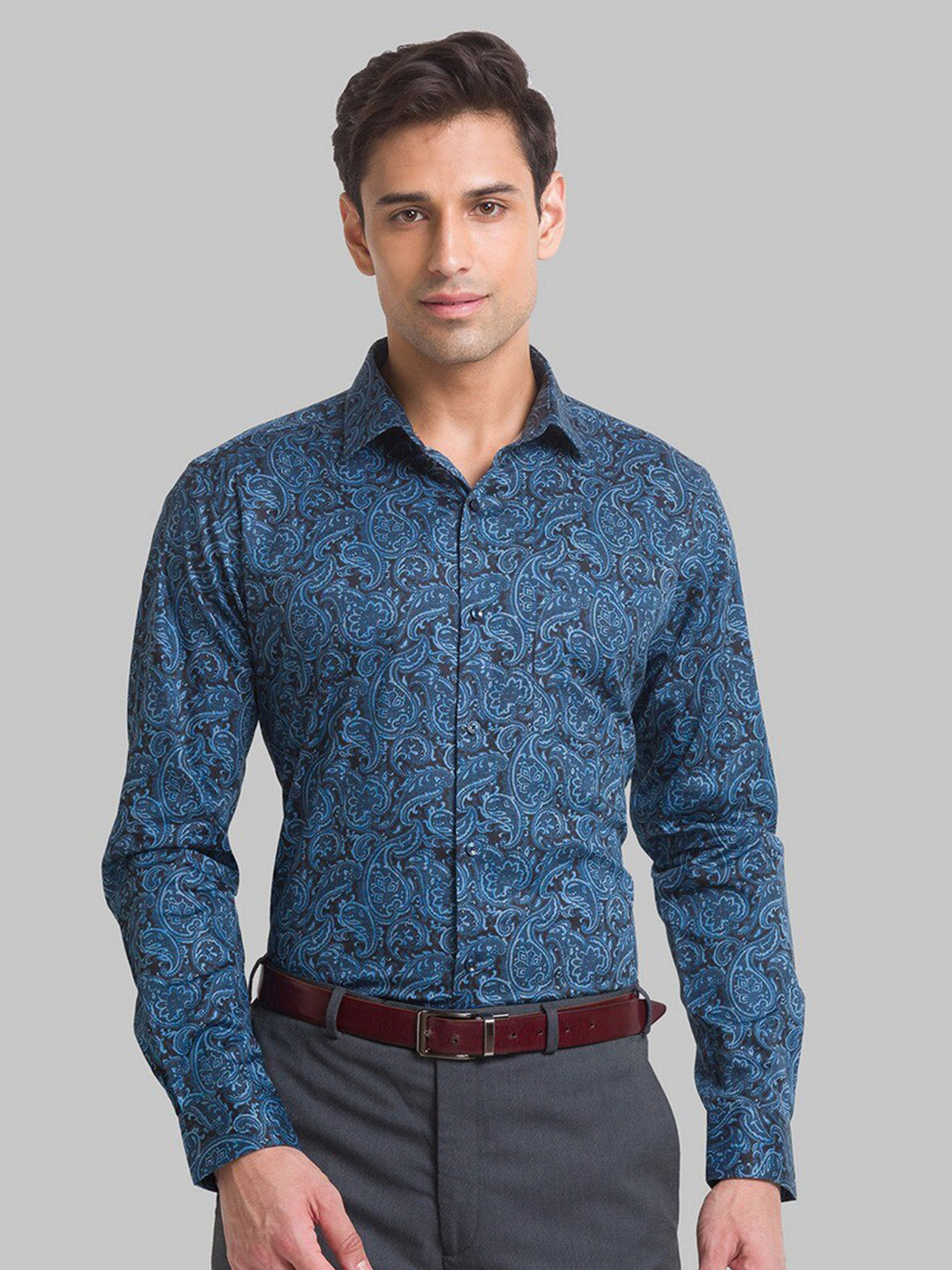 

Park Avenue Men Blue Slim Fit Printed Formal Shirt