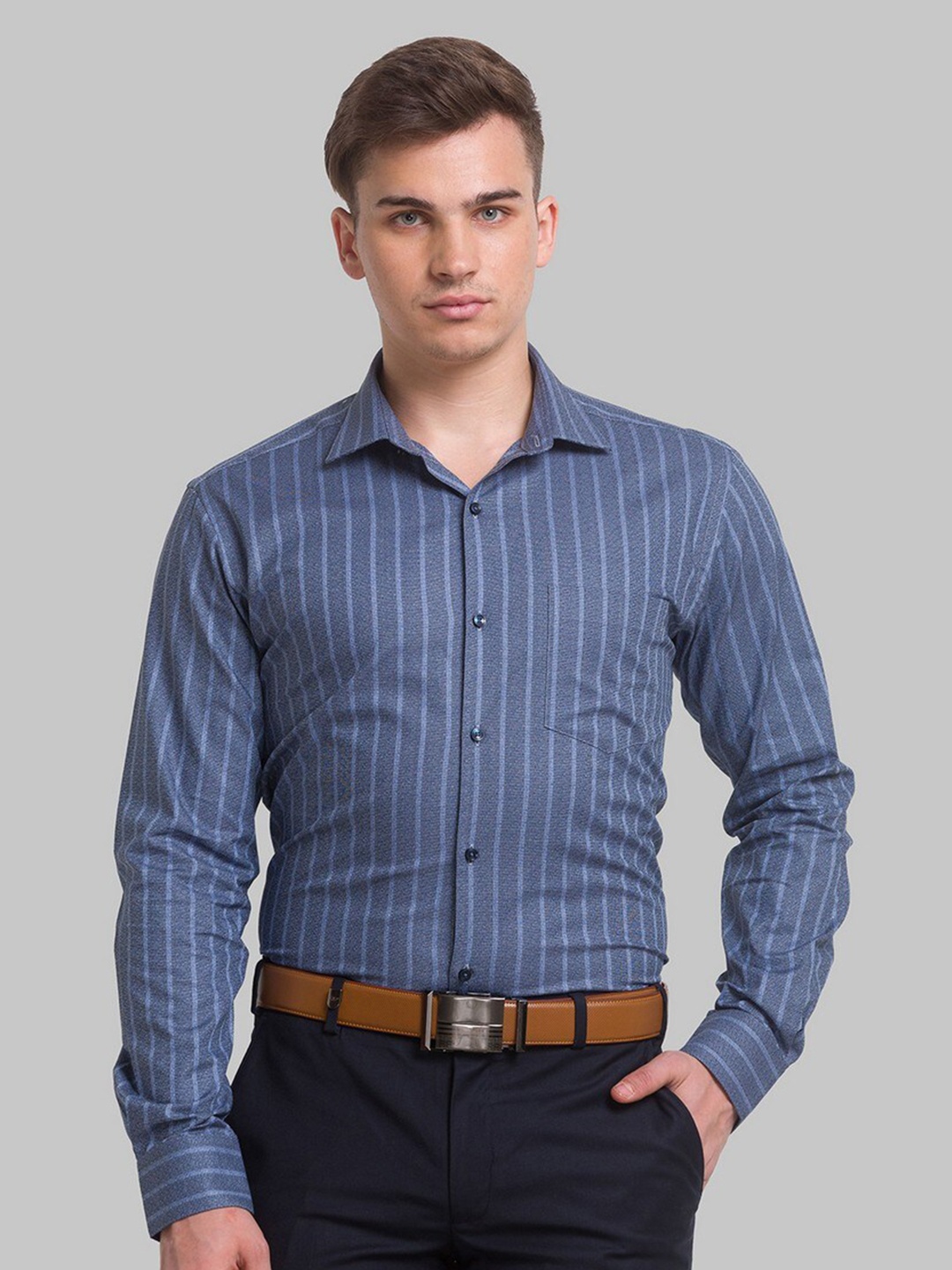 

Park Avenue Men Blue Slim Fit Striped Cotton Casual Shirt