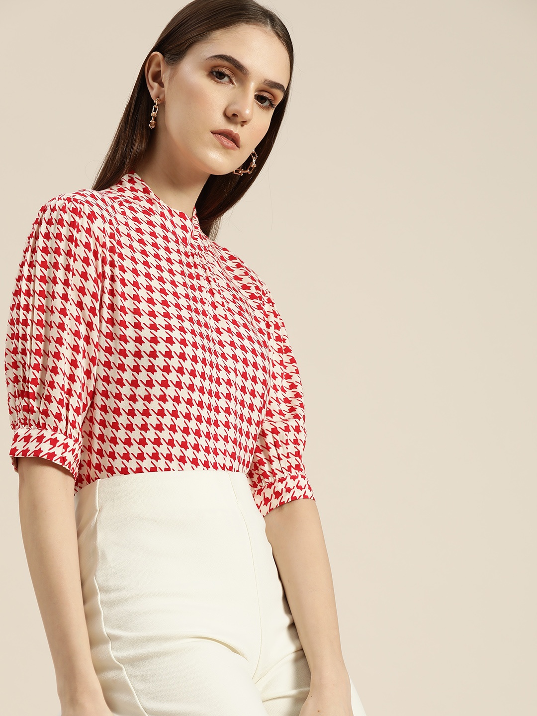 

her by invictus Women White & Red Printed Top