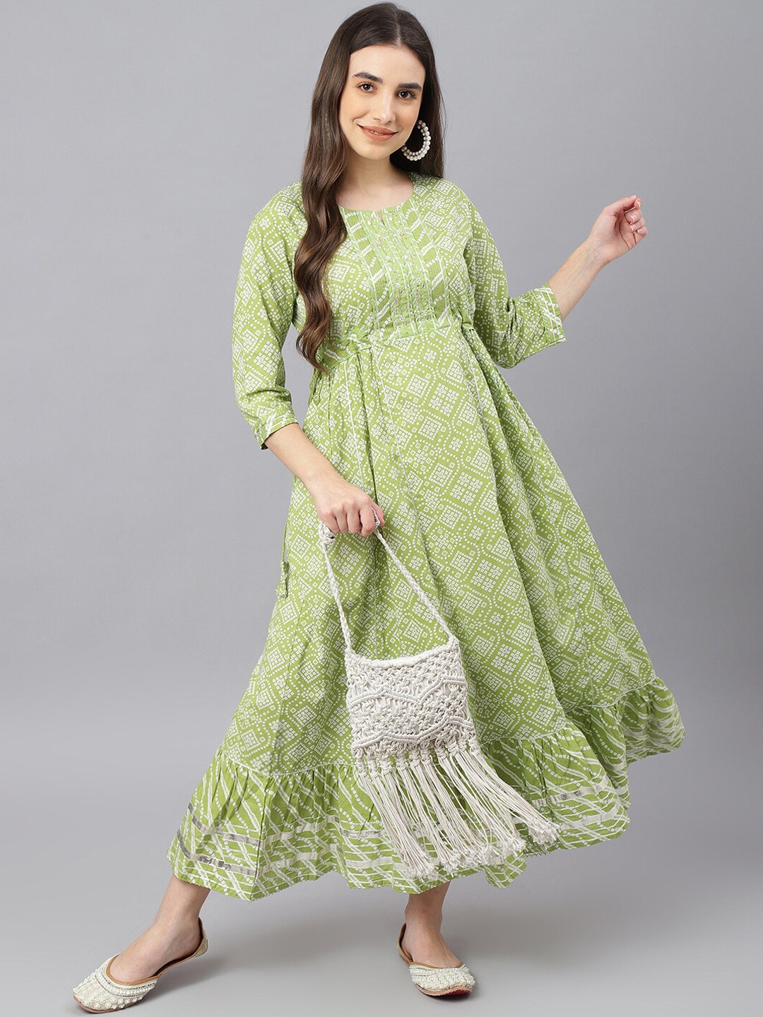 

EtnicaWear Women Green Ethnic Motifs Printed Thread Work Anarkali Kurta