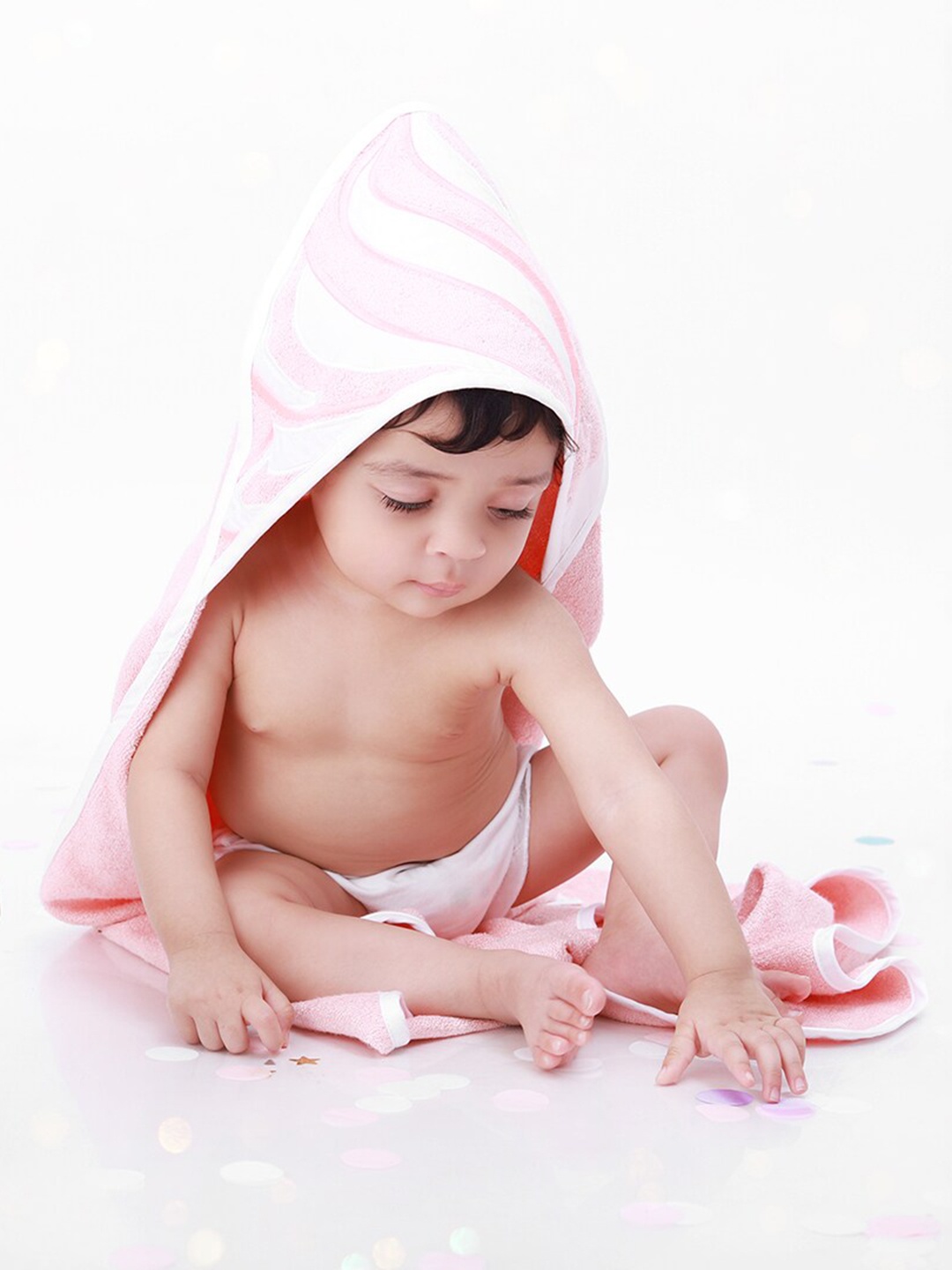 

Fancy Fluff Girls Pink Solid Bath Cotton Hooded Towel