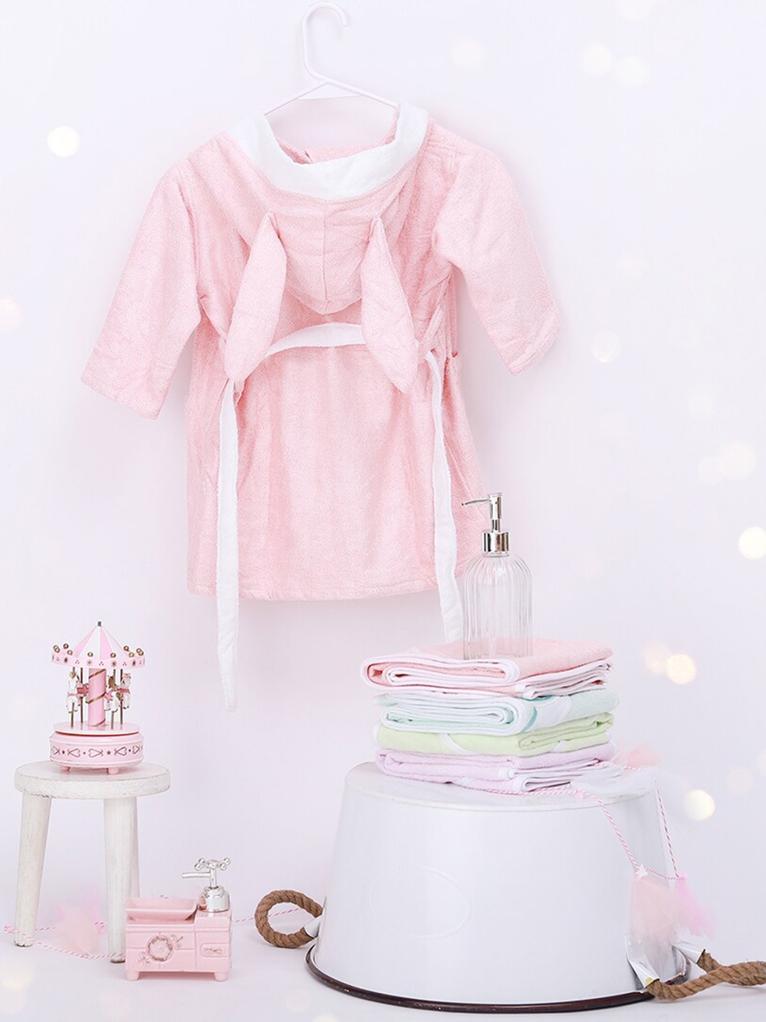 

Fancy Fluff Girls Pink Colourblocked Hooded Cotton Bath Robe