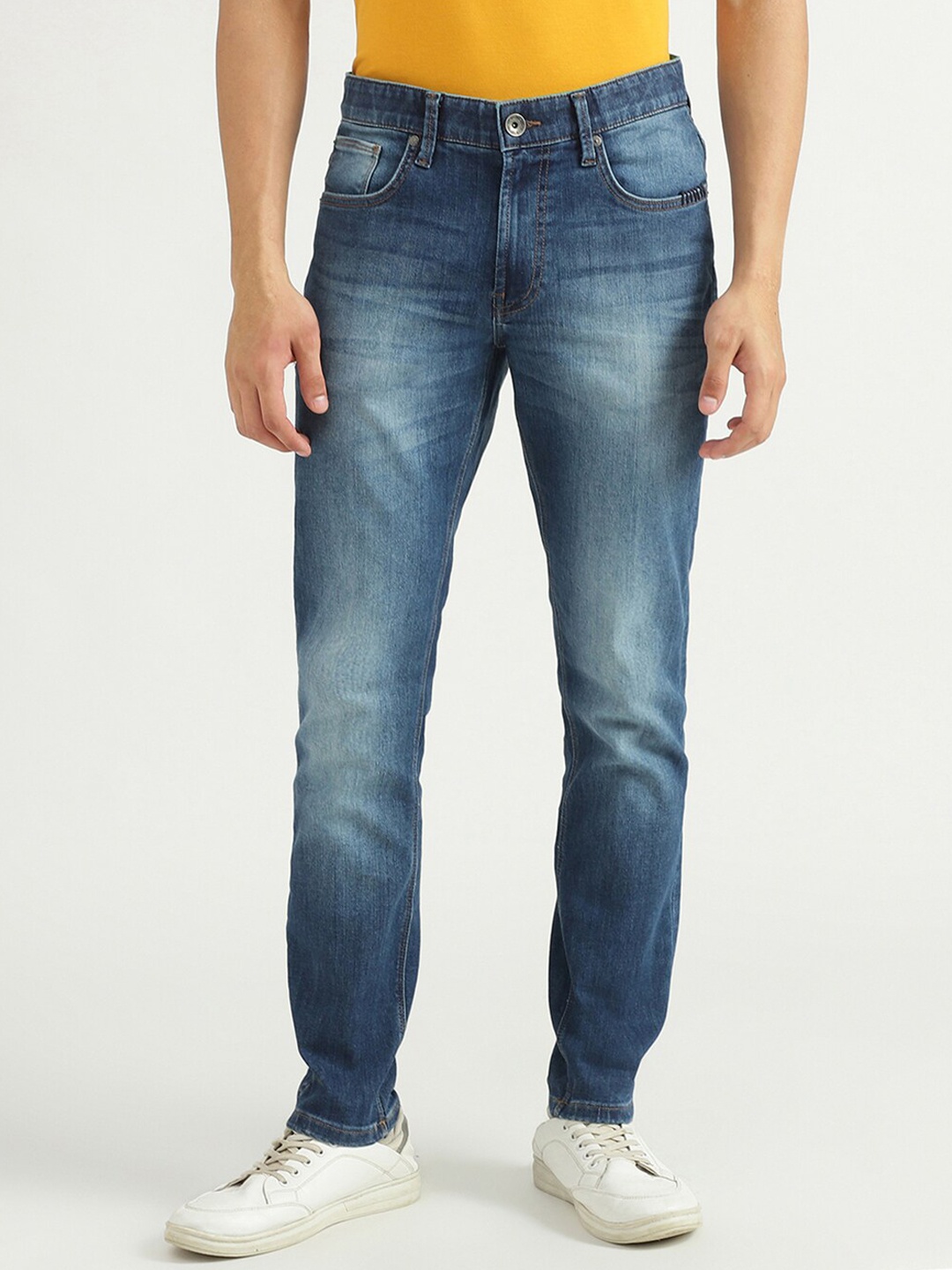 

United Colors of Benetton Men Blue Slim Fit Clean Look Heavy Fade Jeans