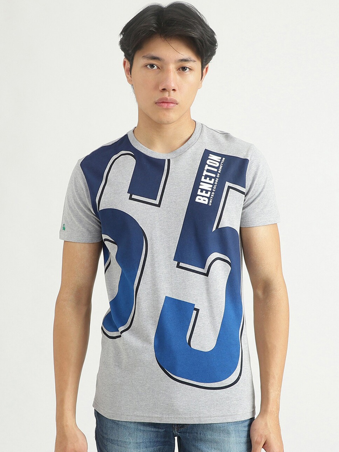 

United Colors of Benetton Men Grey Printed T-shirt