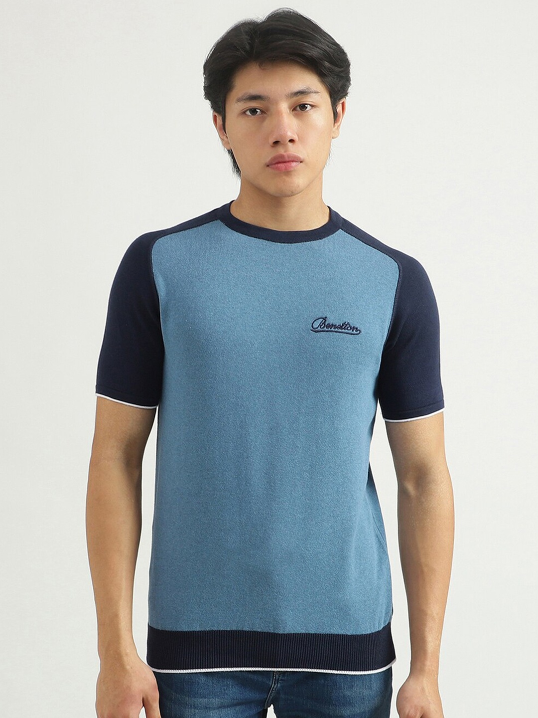 

United Colors of Benetton Men Blue Cotton T-shirt