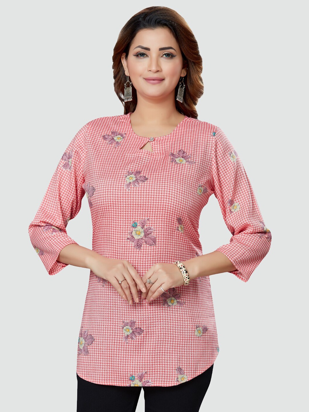 

Saree Swarg Women Pink Floral Printed Kurti