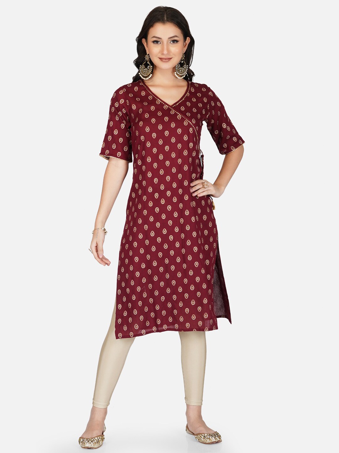 

METRO-FASHION Women Maroon & Gold-Toned Ethnic Motifs Printed Gotta Patti Cotton Kurta