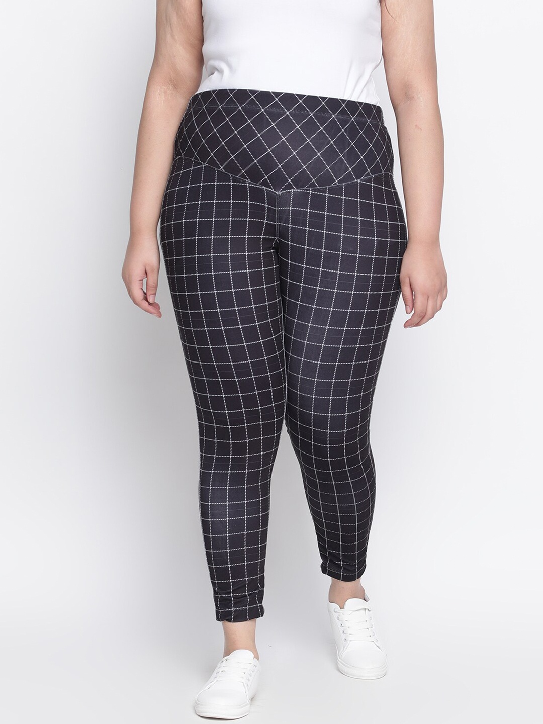 

Amydus Plus Size Black Checked Jeggings