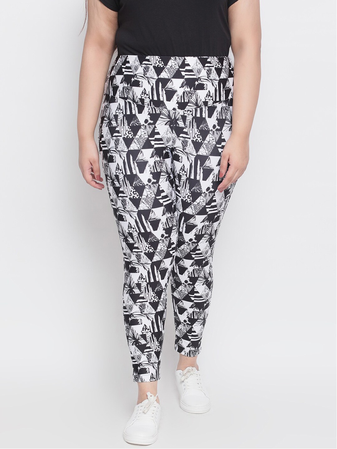 

Amydus Women Black & White Printed Jeggings
