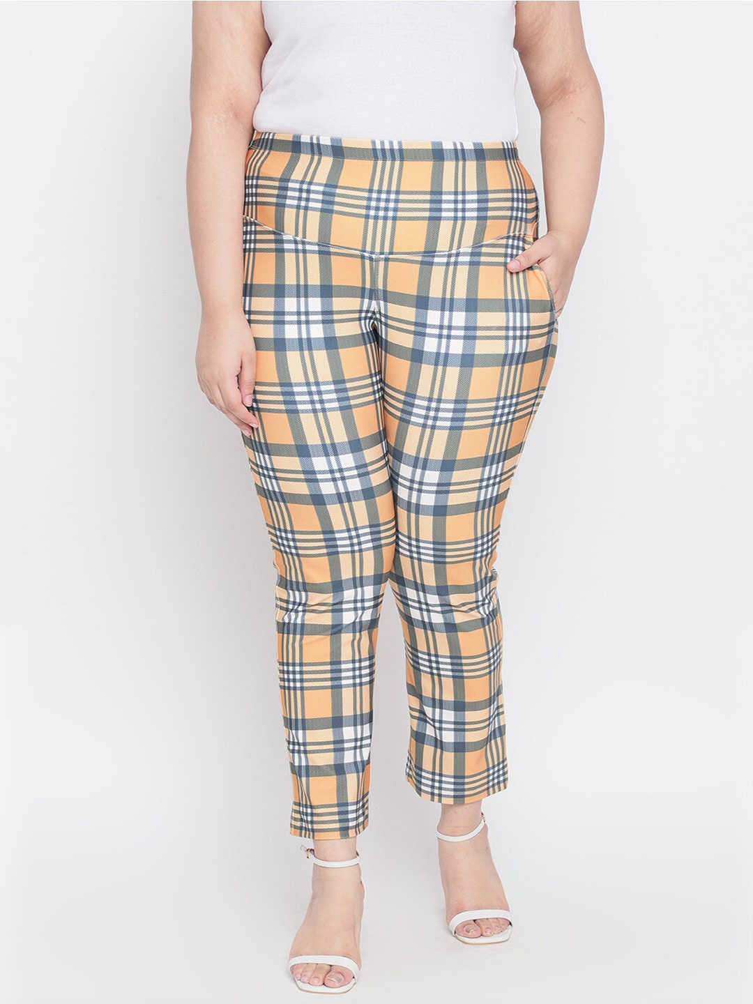 

Amydus Women Yellow & Blue Checked Jeggings