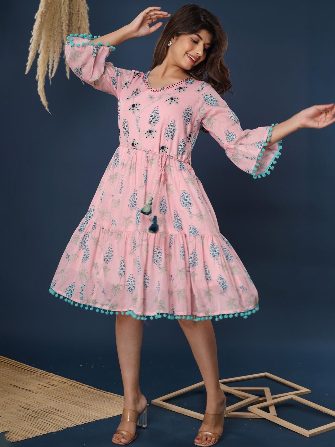

FASHION DWAR Women Pink & Blue Floral Dress