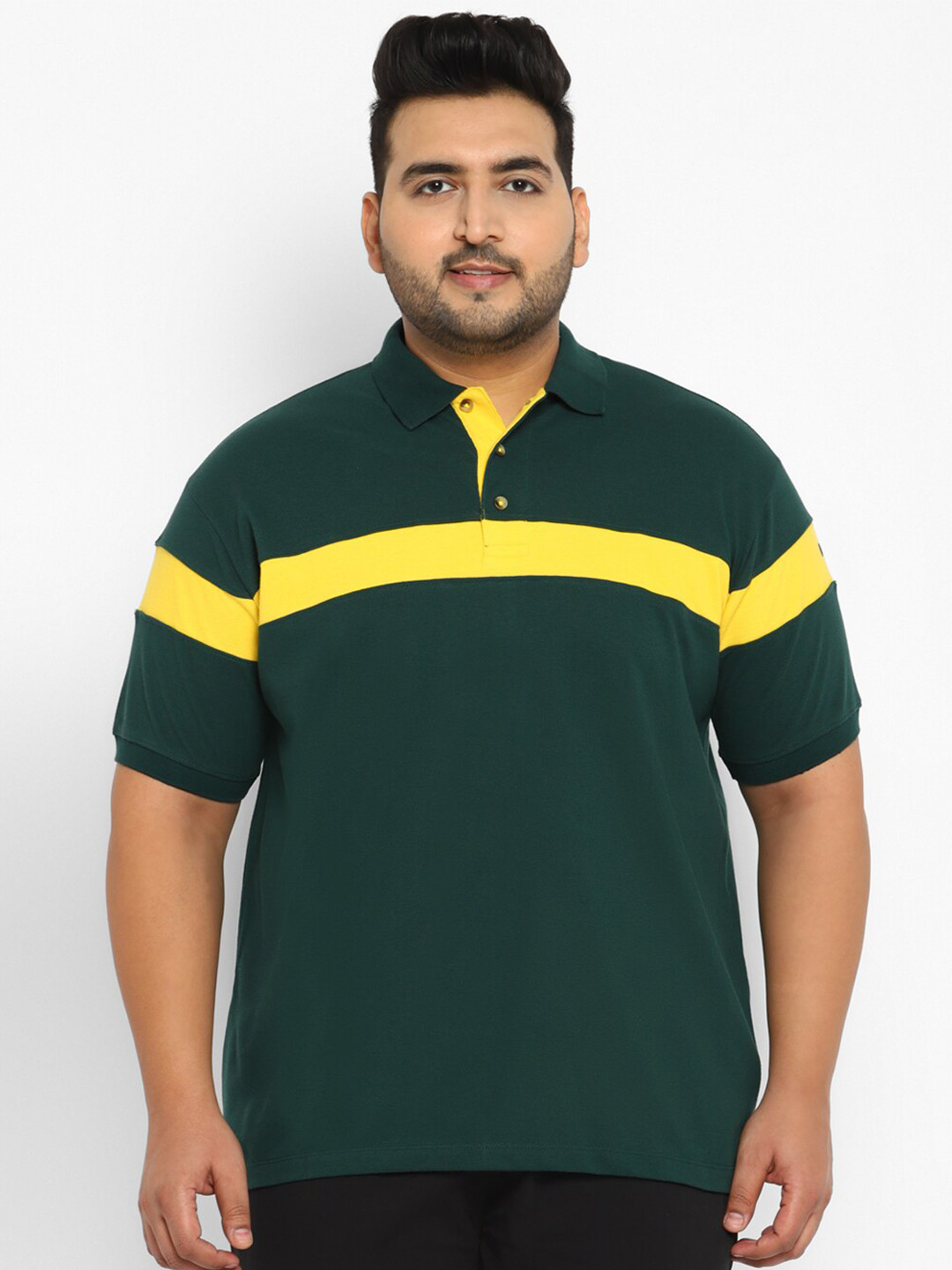 

Yuuki Men Green & Yellow Striped Polo Collar T-shirt
