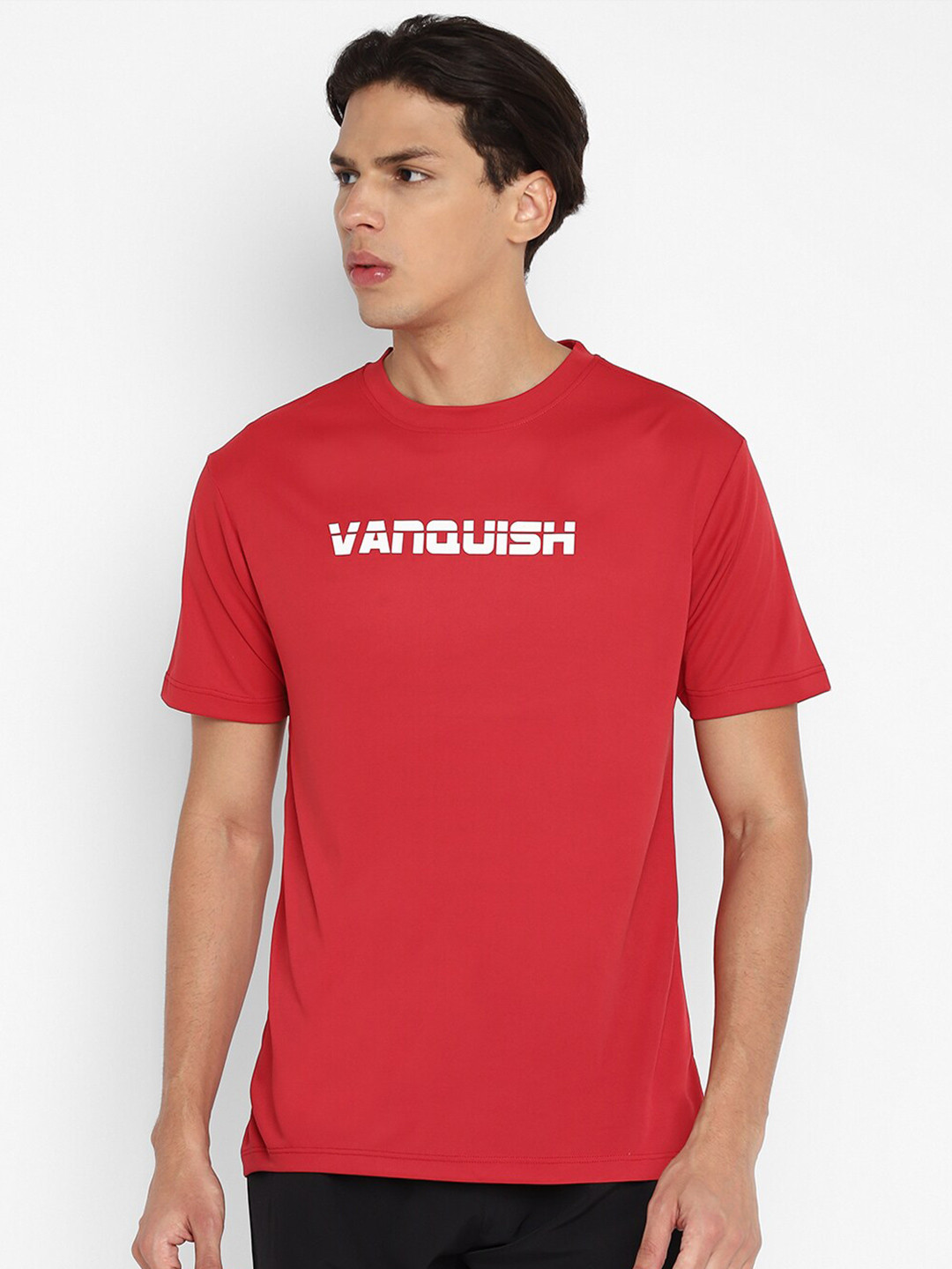 

Yuuki Men Red Typography Printed T-shirt