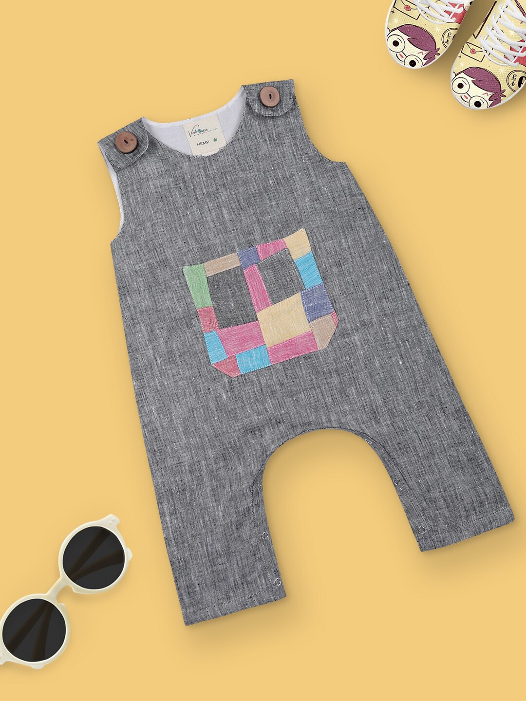 

Vastrarth Kids Black Printed Organic Cotton Romper