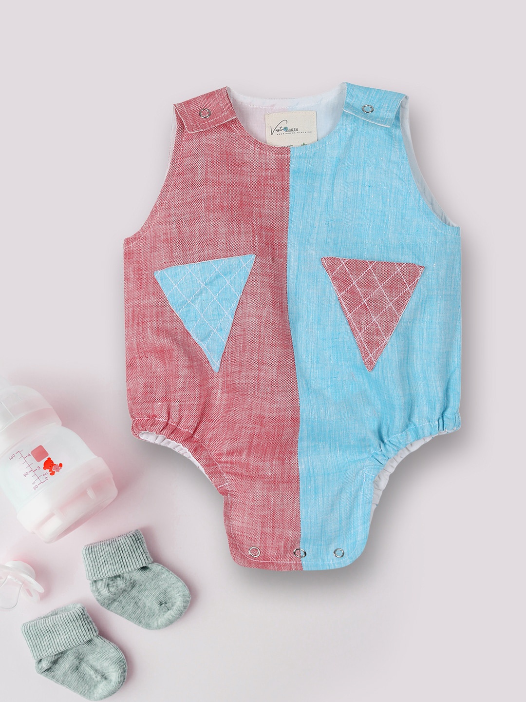 

Vastrarth Kids Pink and Blue Colourblocked Sleeveless Organic Cotton Rompers