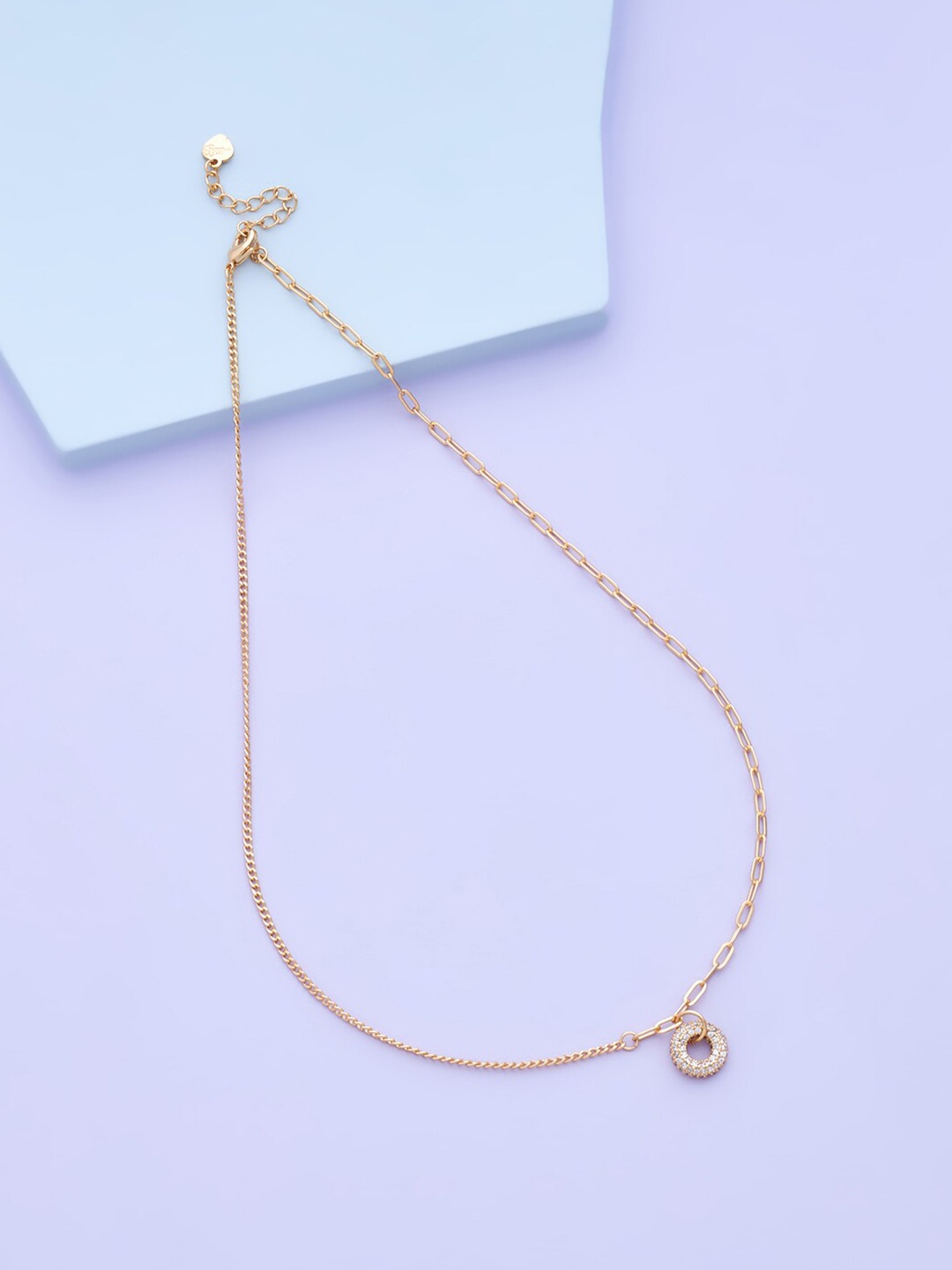 

Kushal's Fashion Jewellery Women Gold-Toned & White Copper Gold-Plated Antique Necklace