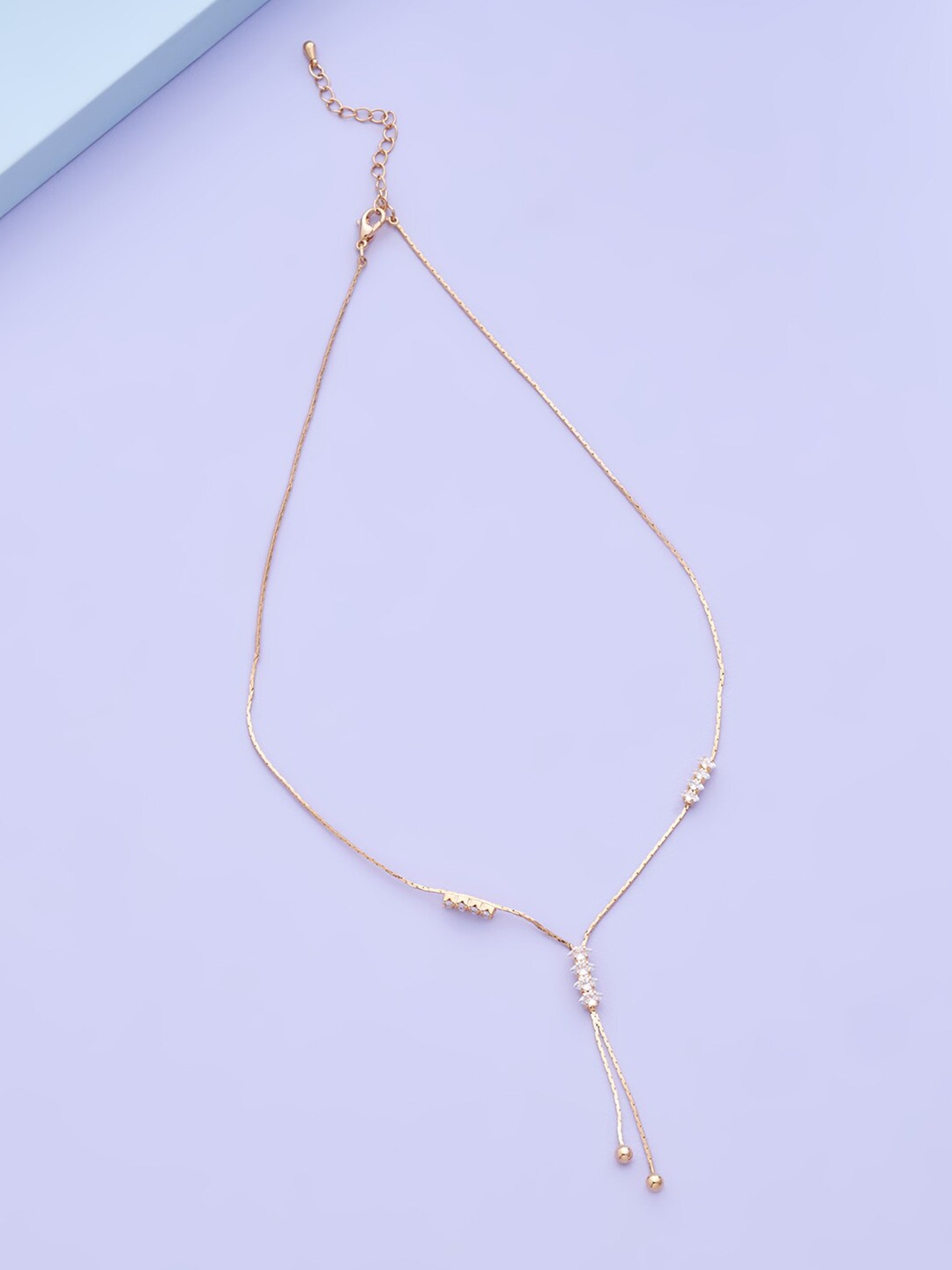 

Kushal's Fashion Jewellery Women Gold-Toned & White Copper Gold-Plated Chain