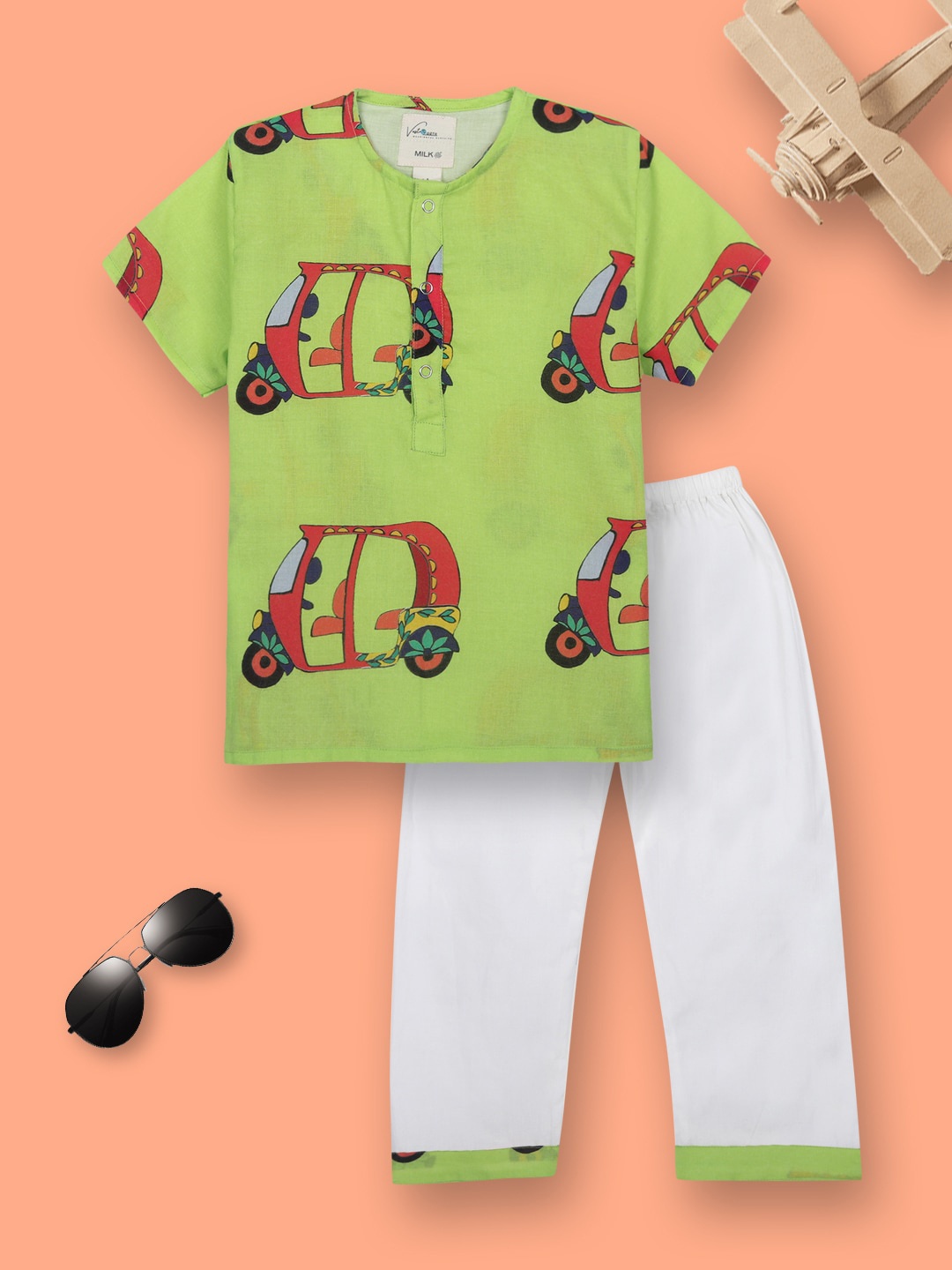 

Vastrarth Unisex Kids Green & White Printed Organic Cotton Night suit