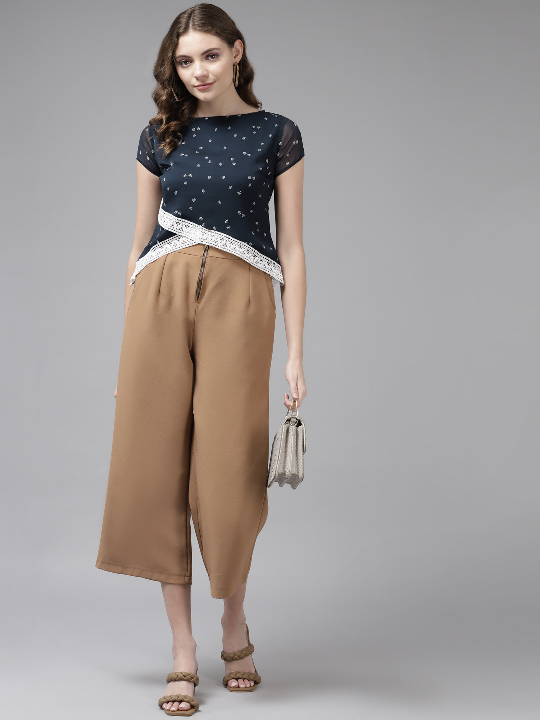 

Aarika Navy Blue & White Floral Print Top