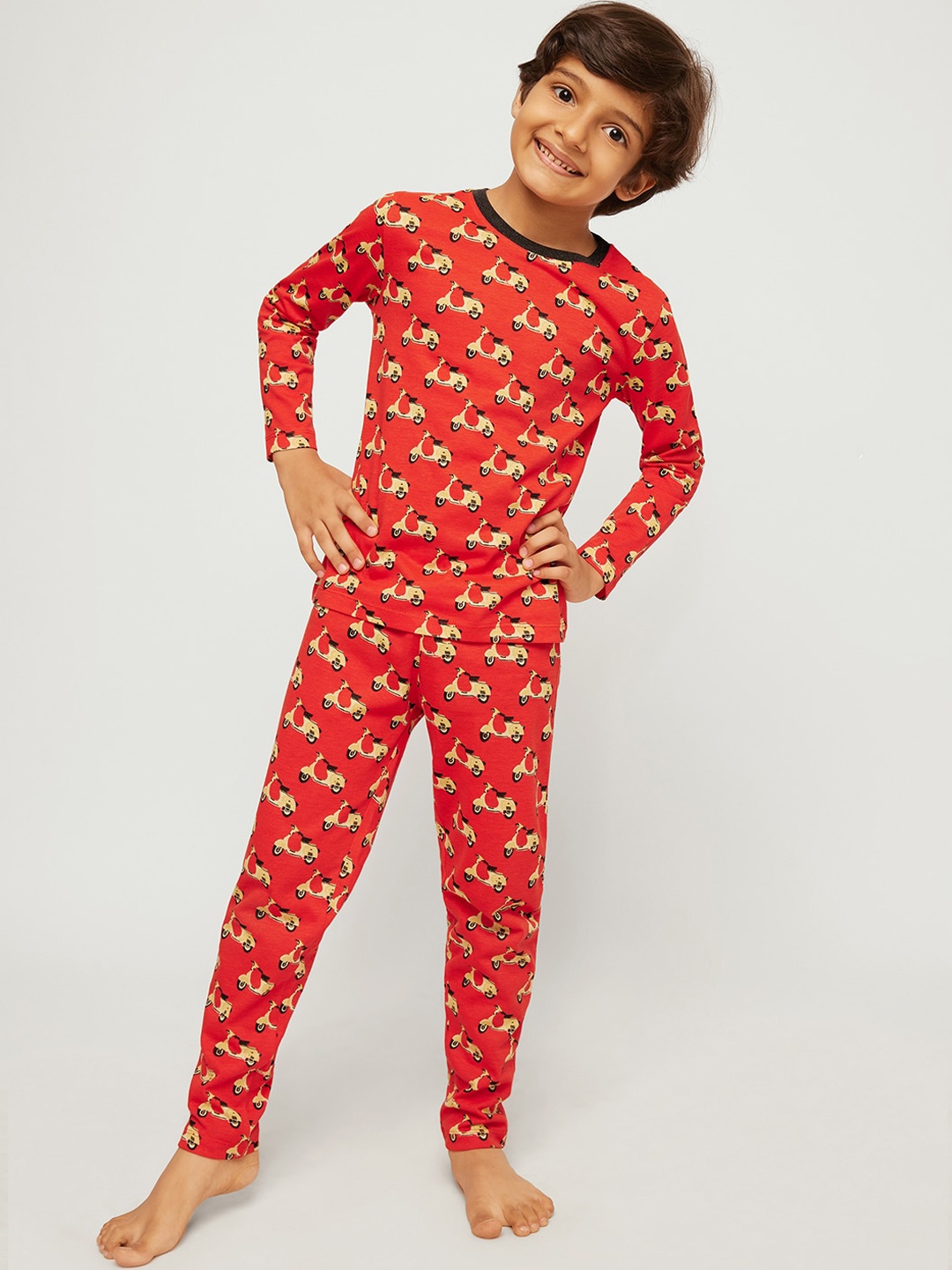 

frangipani Boys Red & Black Printed Cotton Night suit