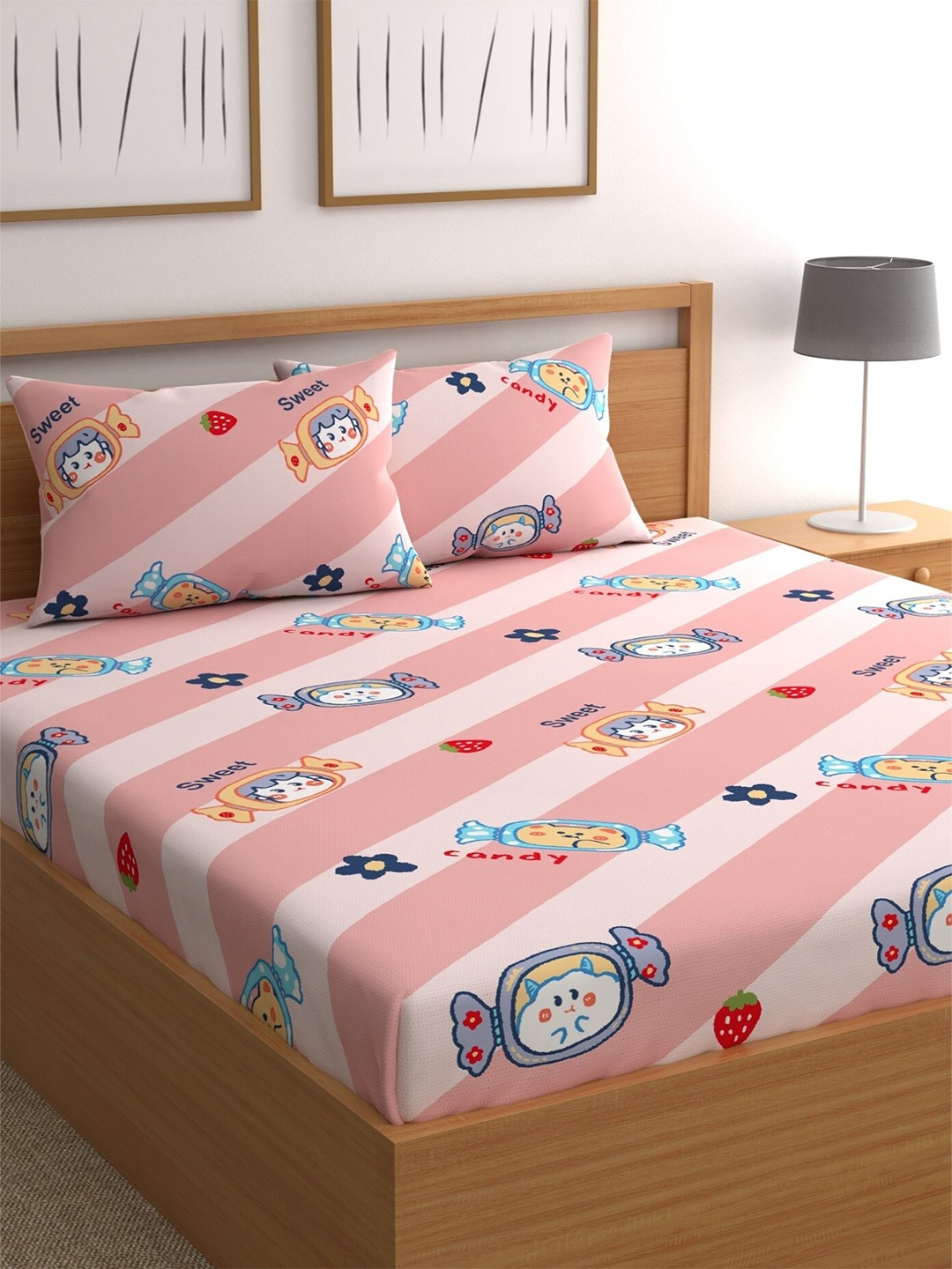

CHHAVI INDIA Conversational 210 TC Queen Bedsheet with 2 Pillow Covers, Pink