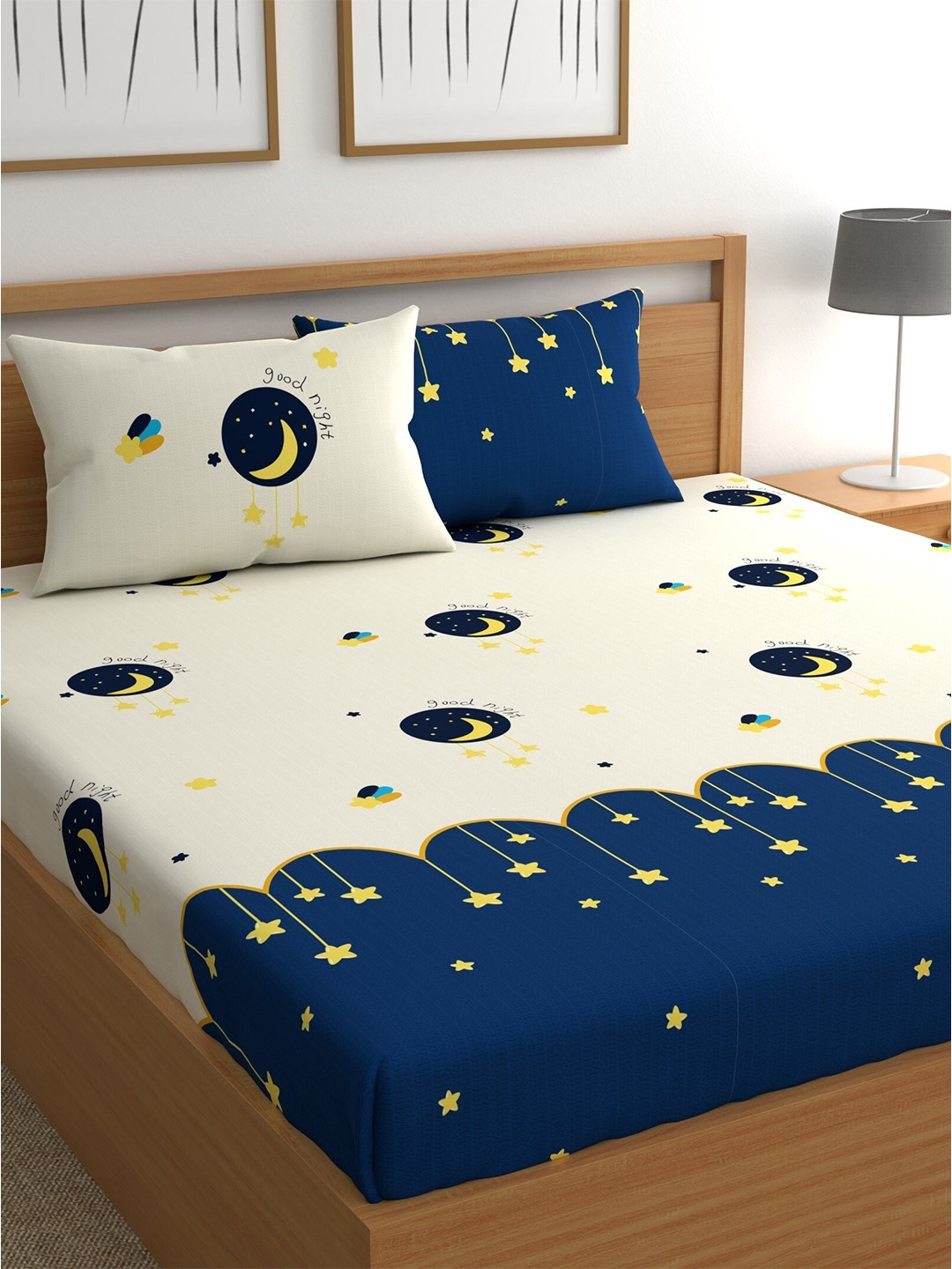 

CHHAVI INDIA Graphic 210 TC Queen Bedsheet with 2 Pillow Covers, White