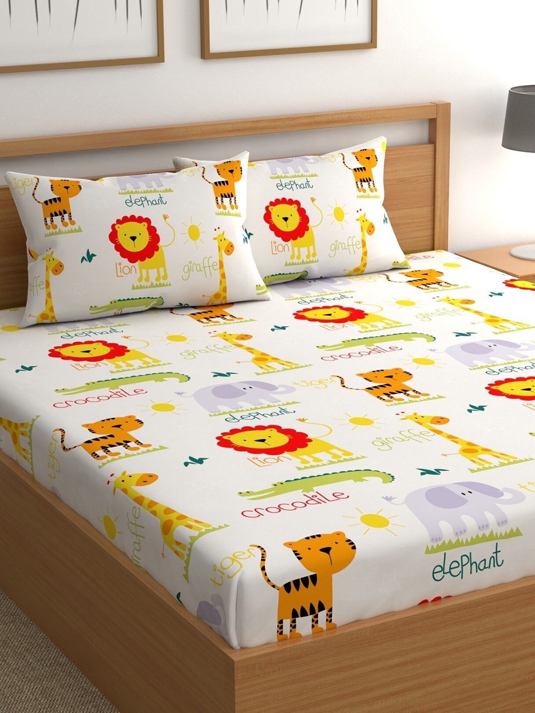 

CHHAVI INDIA Graphic 210 TC Queen Bedsheet with 2 Pillow Covers, White