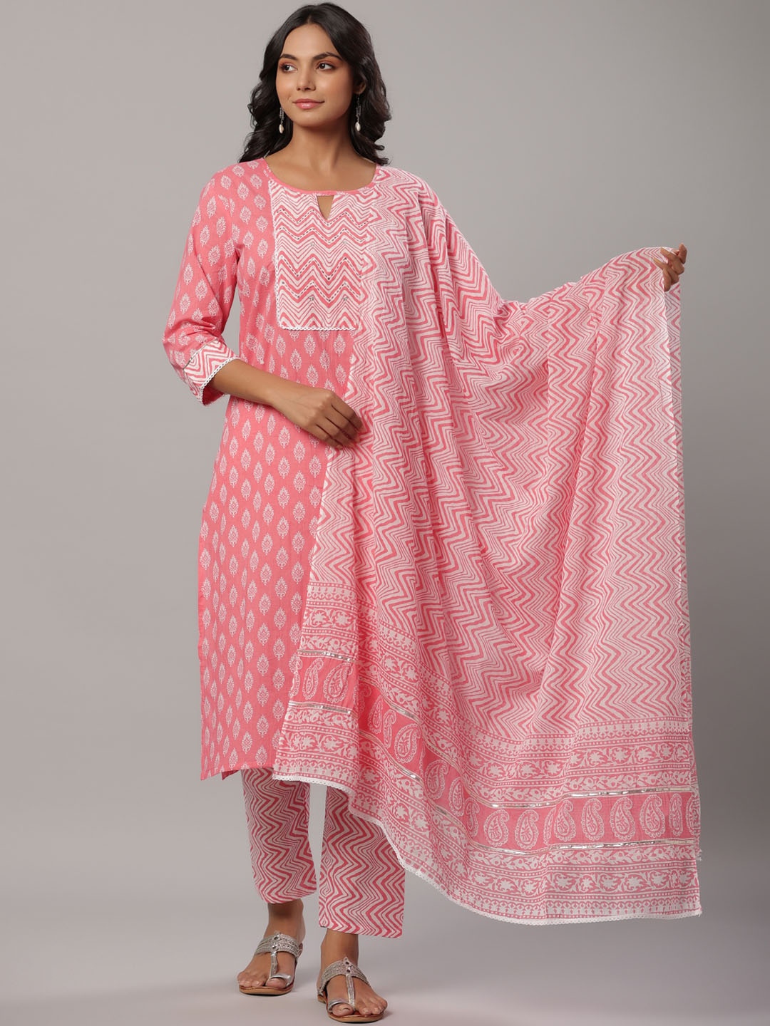 

PK Fashions Women Pink Ethnic Motifs Printed Pure Cotton Kurta with Palazzos & With Dupatta